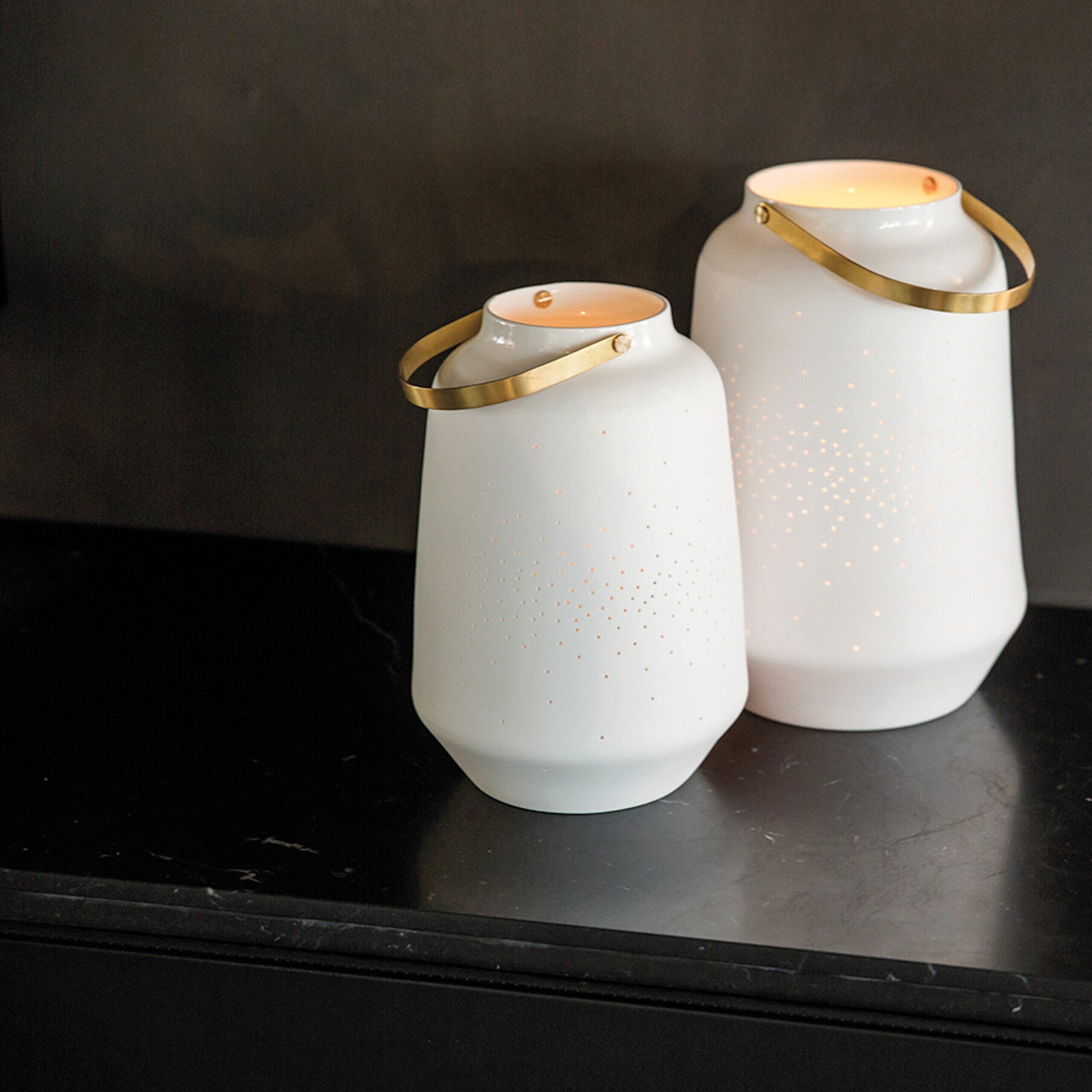 Porzellanlaterne "ZUHAUSE" - Klein (Weiß) räder Design