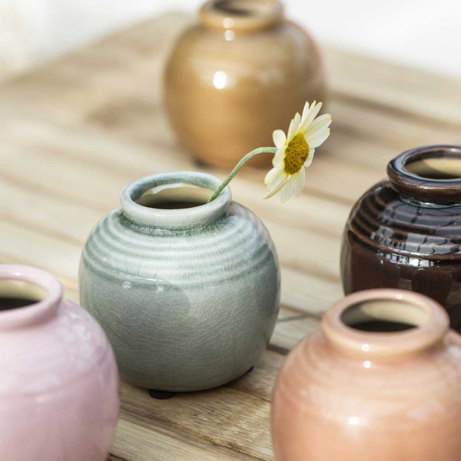 Mini Vase mit Rillen und krakelierter Oberfläche (Braun) Ib Laursen