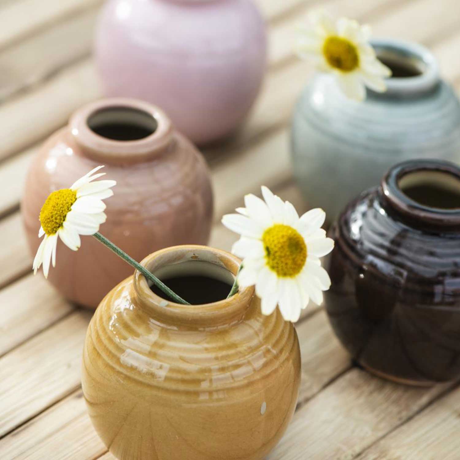 Mini Vase mit Rillen und krakelierter Oberfläche (Braun) Ib Laursen