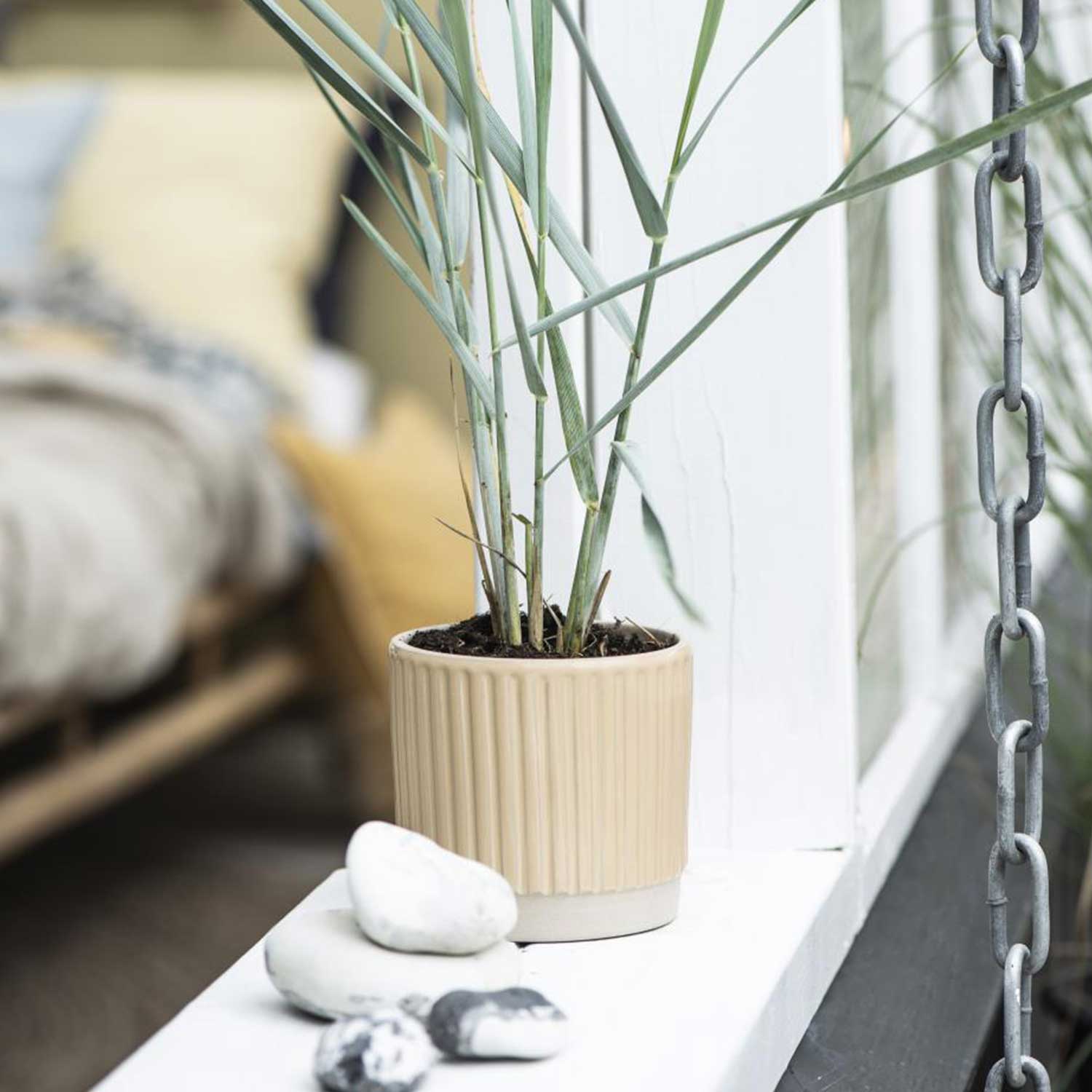 Blumentopf mit Rillen - ø  11 cm (Sand) Ib Laursen