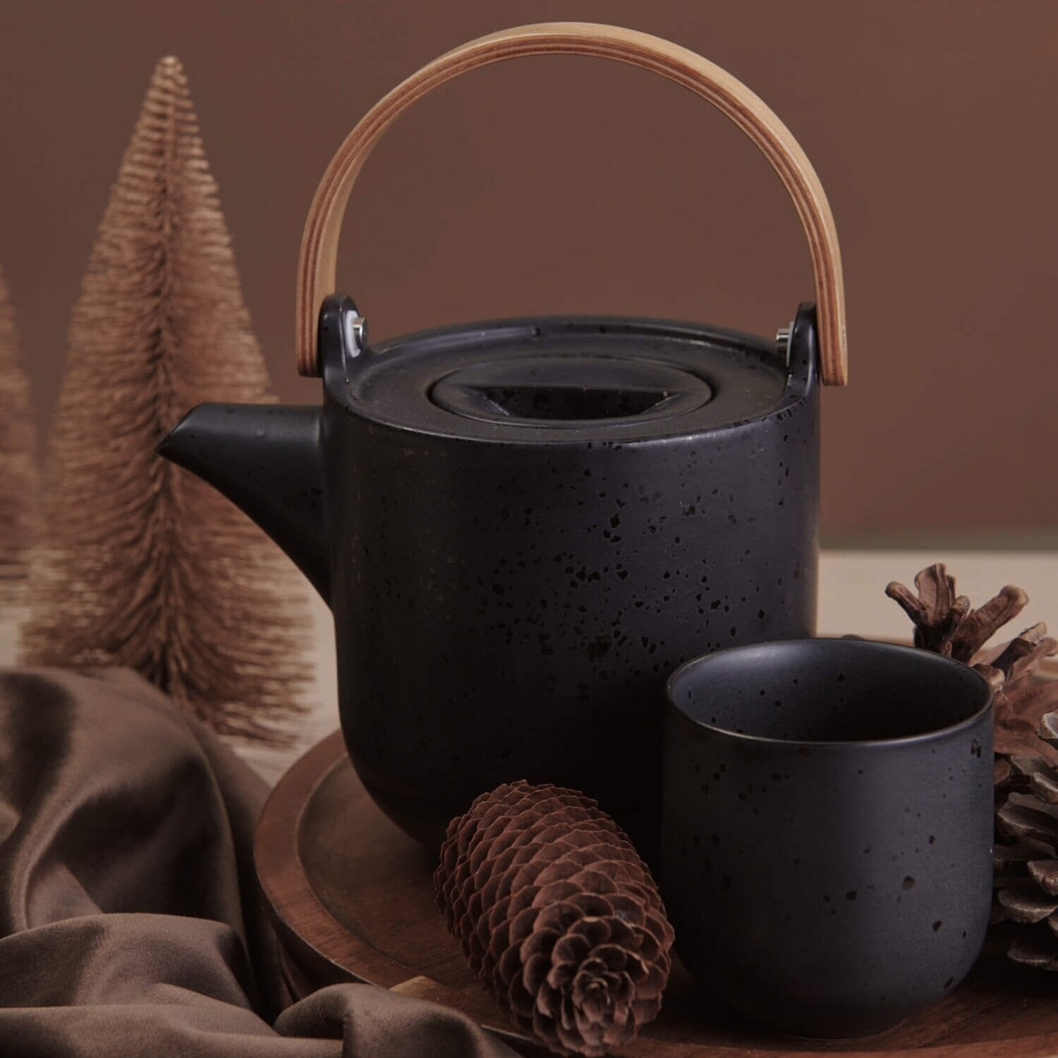 Teekanne mit Holzgriff "Coppa Kuro" - 600 ml (Schwarz)