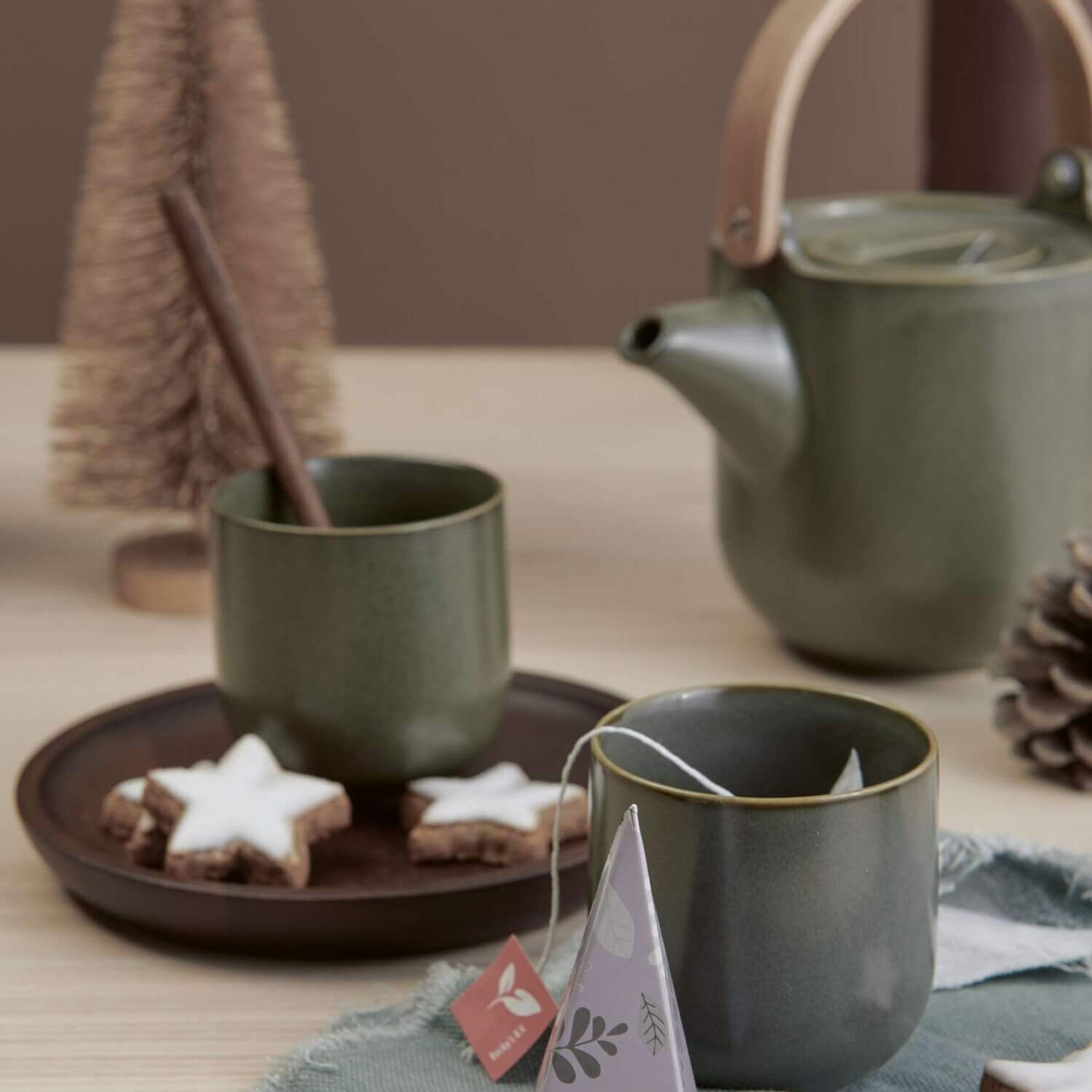 Teekanne mit Holzgriff "Coppa Nori" - 600 ml (Grün)