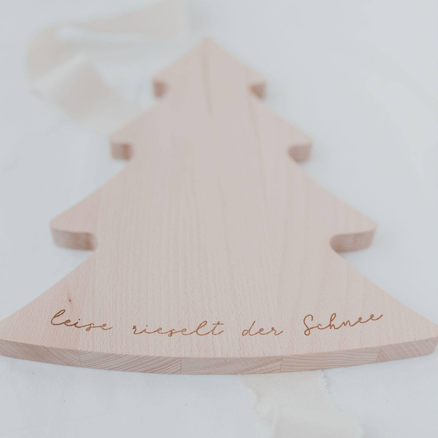 Frühstücksbrettchen "Tanne" - 28x33x2 cm (Natur)