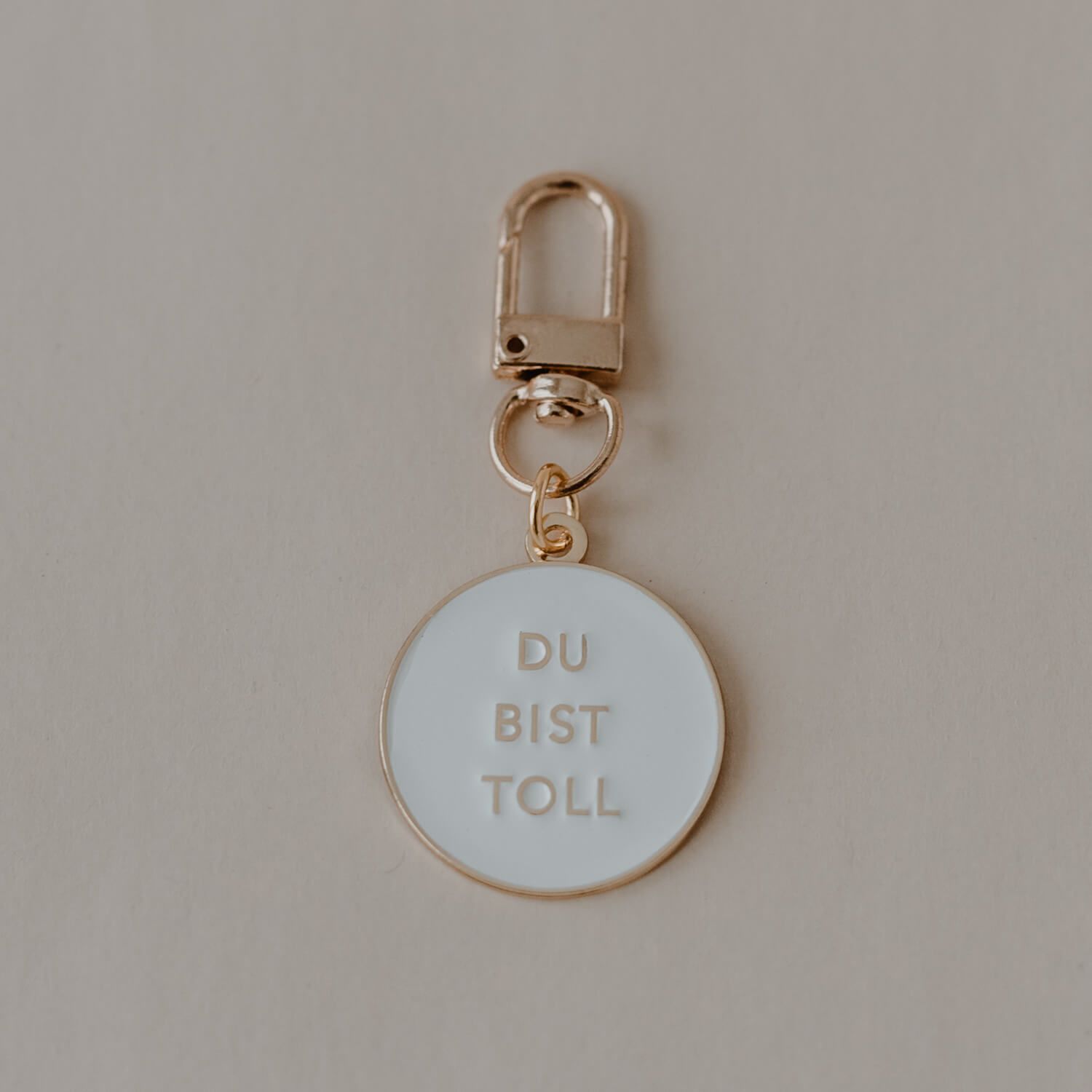 Schlüsselanhänger "Du bist toll" - 3,2x6,8 cm (Weiß/Gold) Eulenschnitt