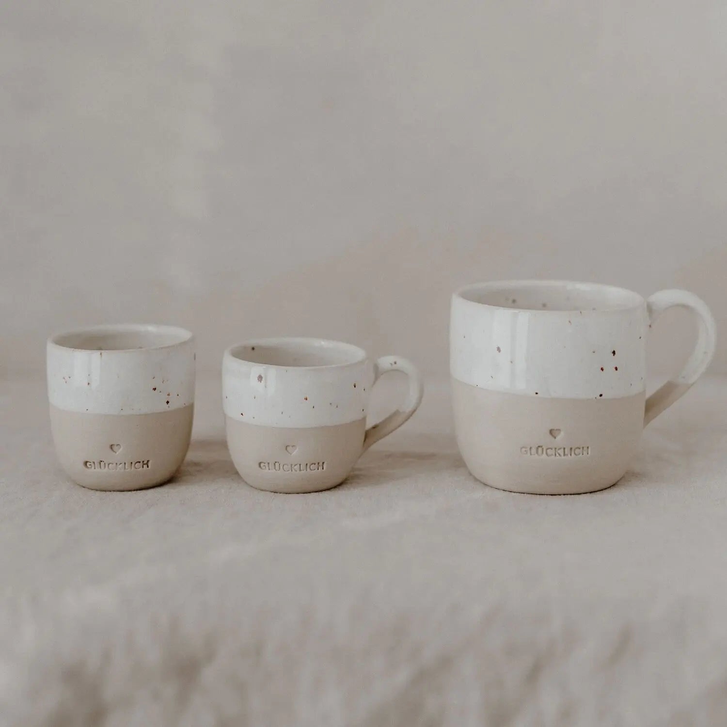 Cappuccino Tasse "Glücklich" - 190 ml (Natur) Eulenschnitt