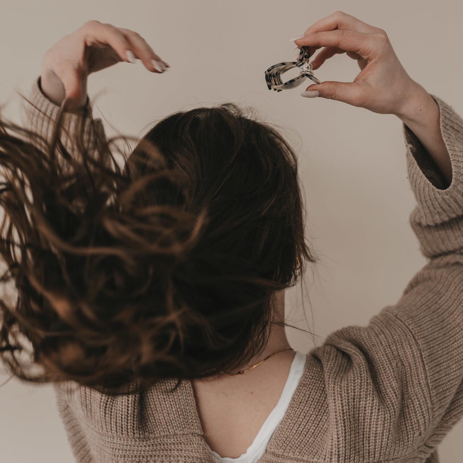 Große Haarspange "Herz" (Braun/Schwarz) Eulenschnitt