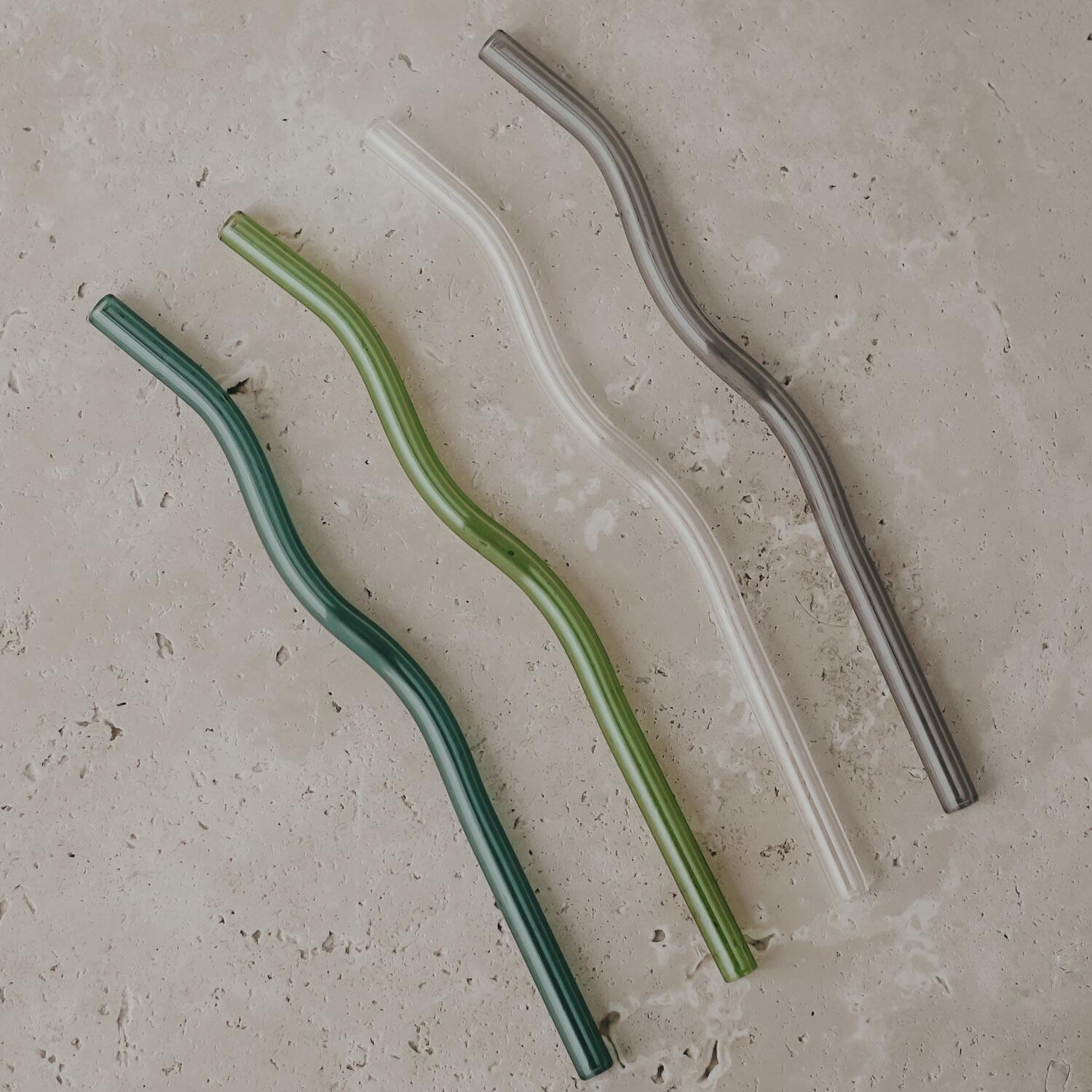 Wellige Glas-Strohhalme im 4er-Set - 20 cm (Grün/Anthrazit/Transparent) Eulenschnitt