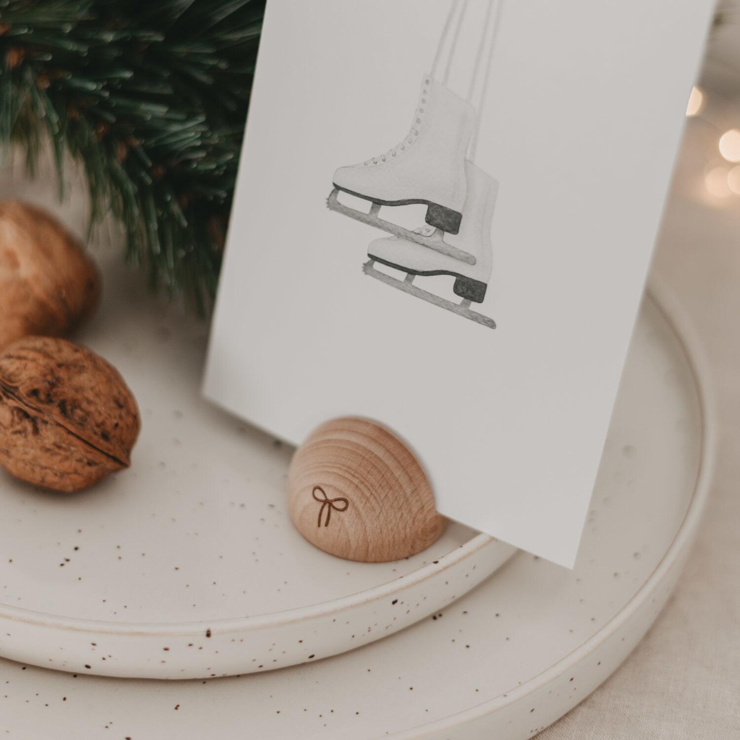 Halbrunder Kartenständer "Schleife" - 4x2,5 cm (Natur)