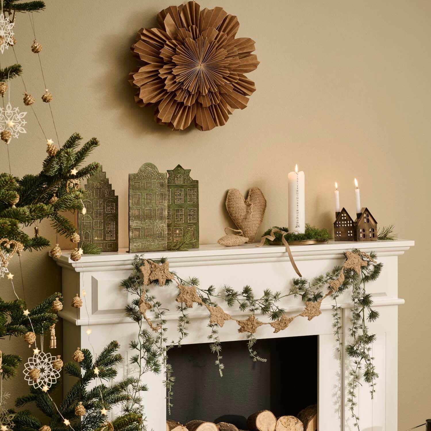 Girlande mit gehäkelten Sternen (Braun) Ib Laursen