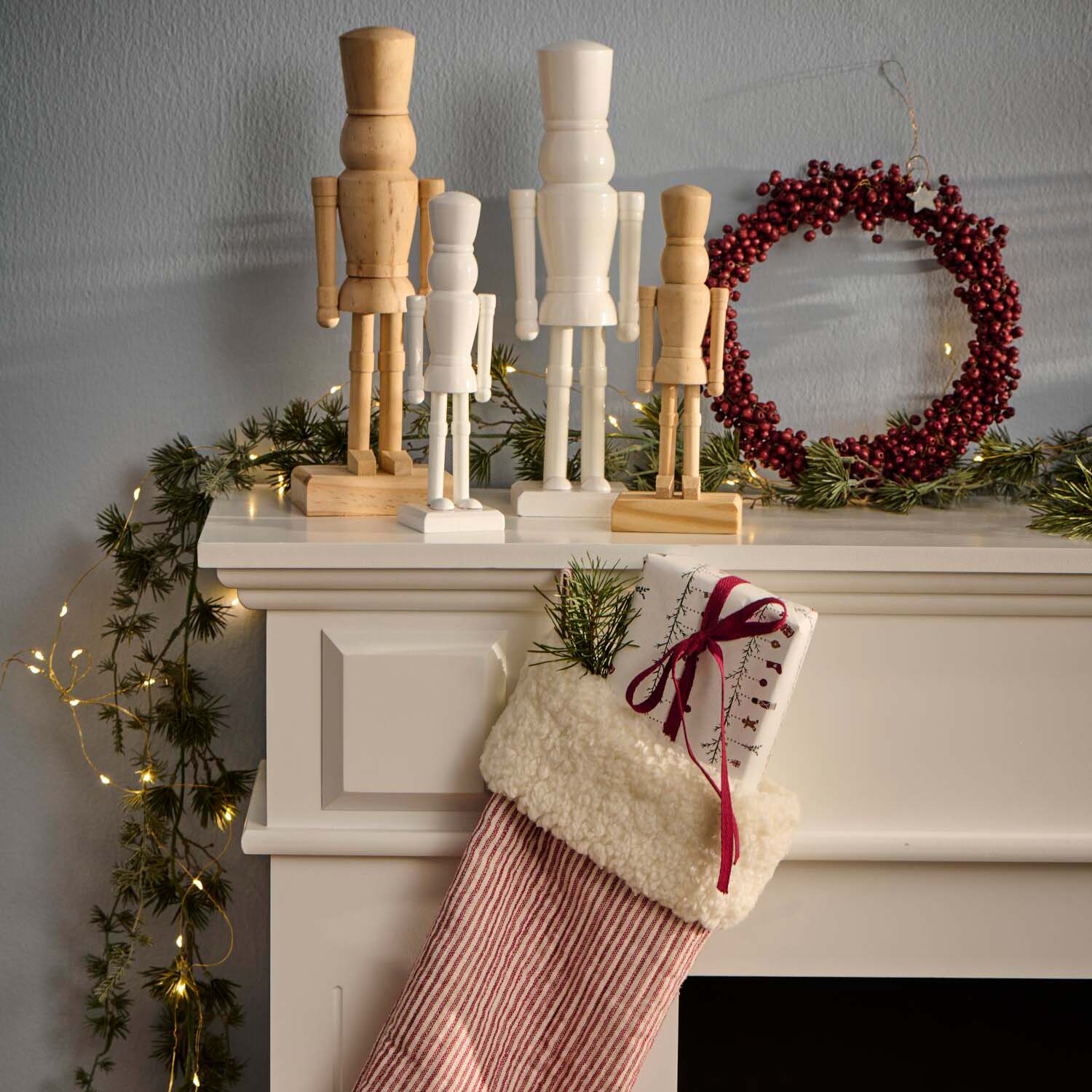 Dekofigur "Nussknacker mit viereckige Füße" - 21 cm (Natur) Ib Laursen