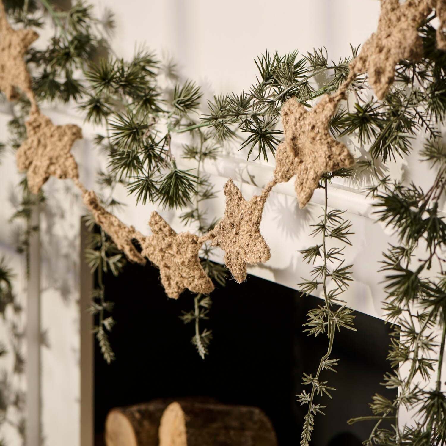 Girlande mit gehäkelten Sternen (Braun) Ib Laursen