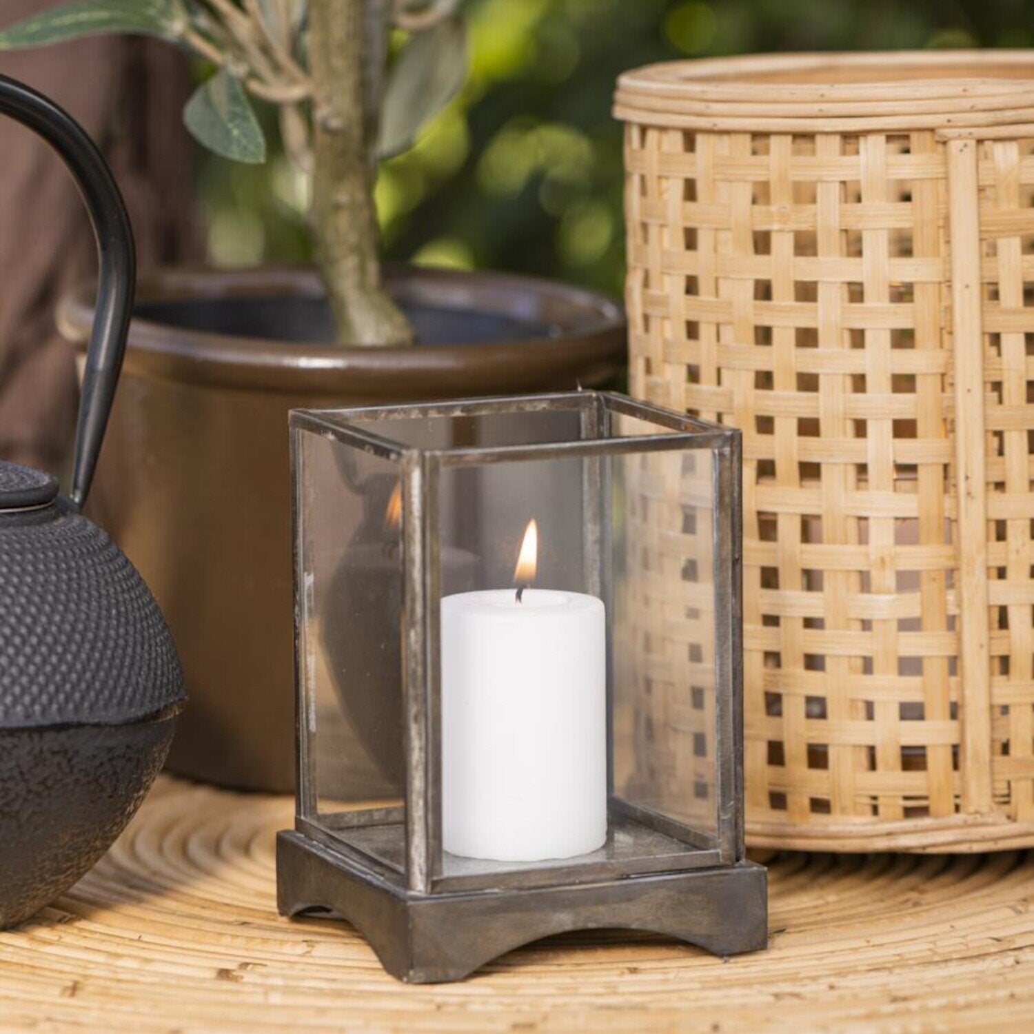 Teelichthalter "Johan" - 11x11x15 cm (Messing) Ib Laursen