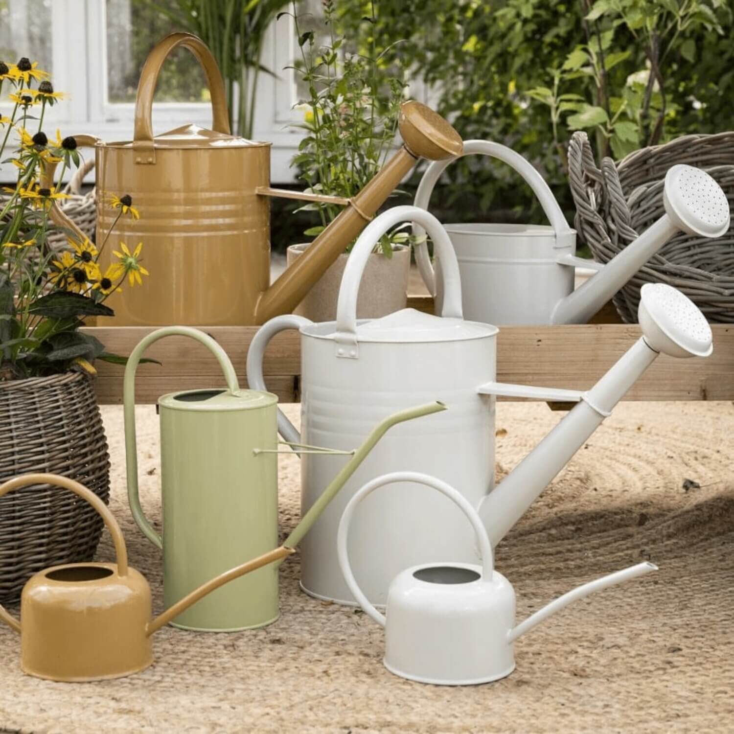 Ovale Gießkanne mit Brause - 5 l (Graunatur) Ib Laursen