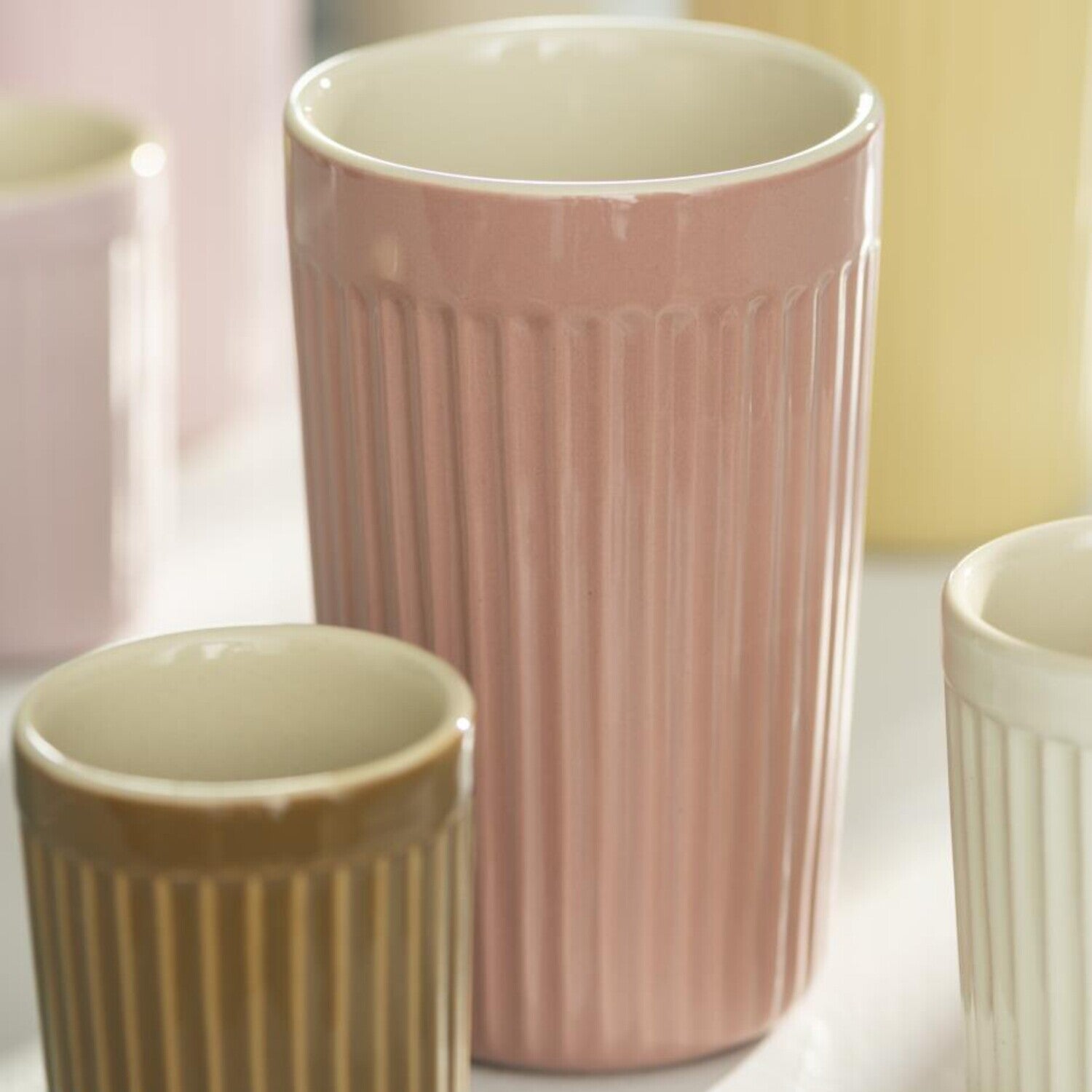 Cafe Latte Becher "Mynte" (Coral Almond) Ib Laursen