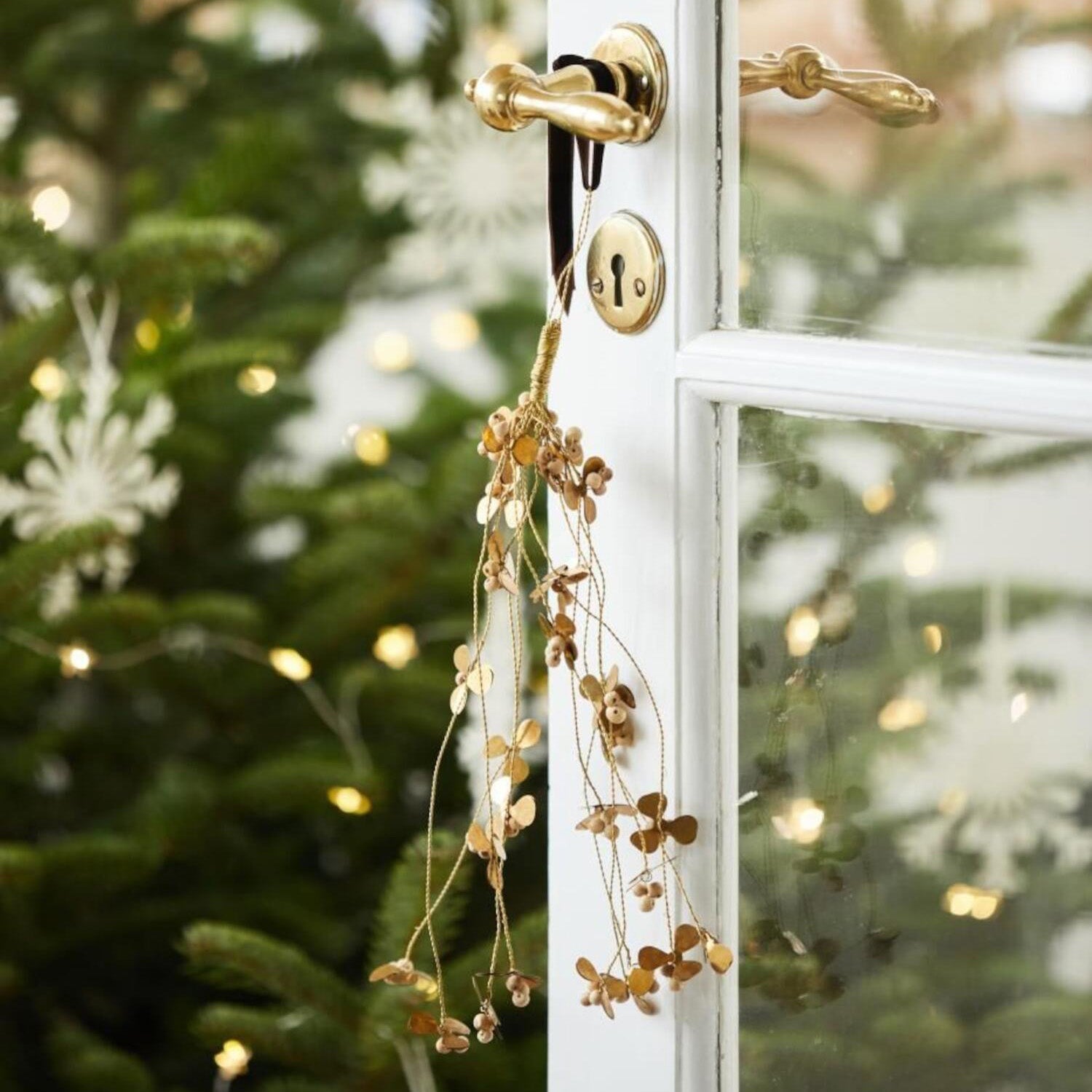 Hänger mit Blättern & Holzperlen - 30 cm (Gold/Natur) Ib Laursen