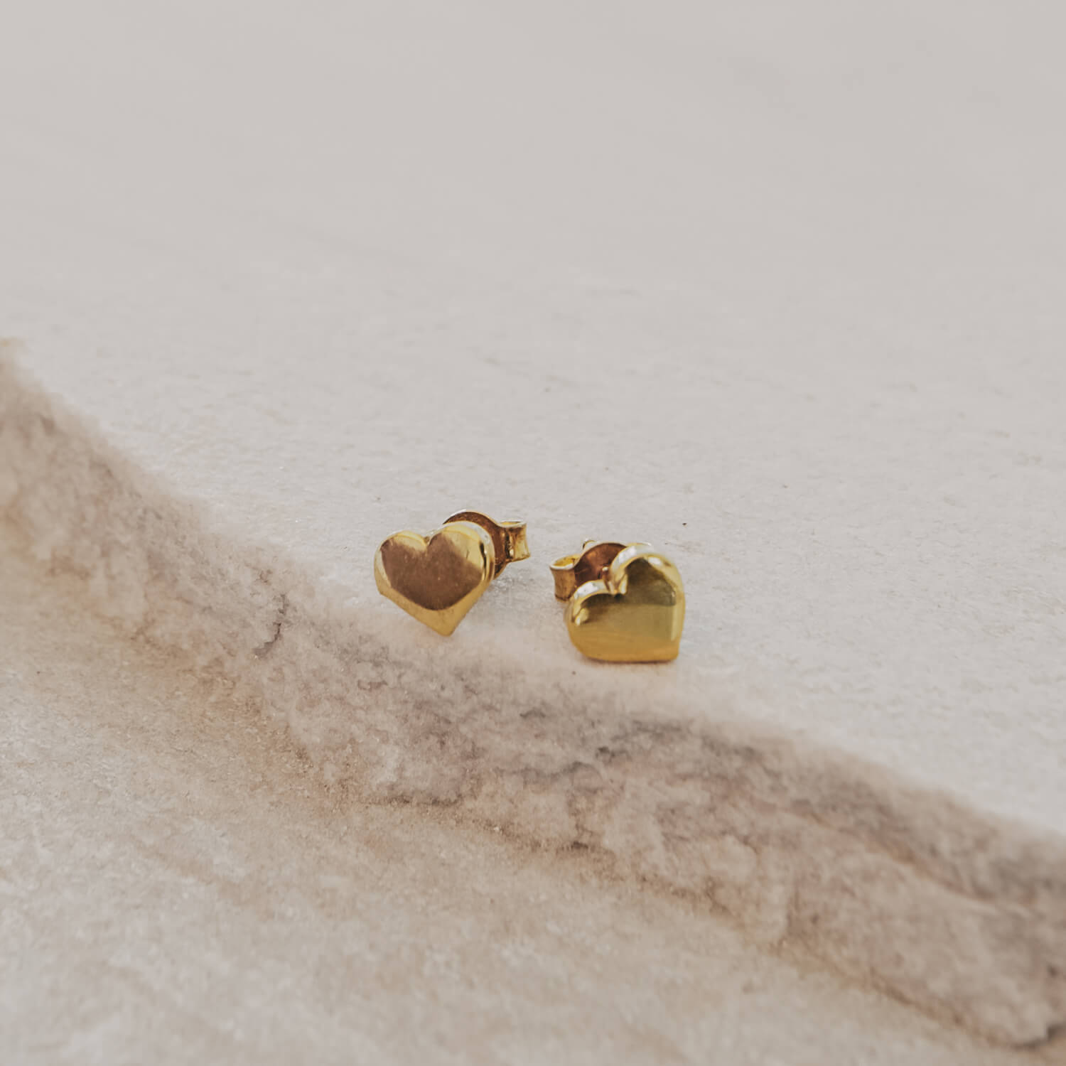 Herz-Ohrstecker "Lia" (Gold) Eulenschnitt