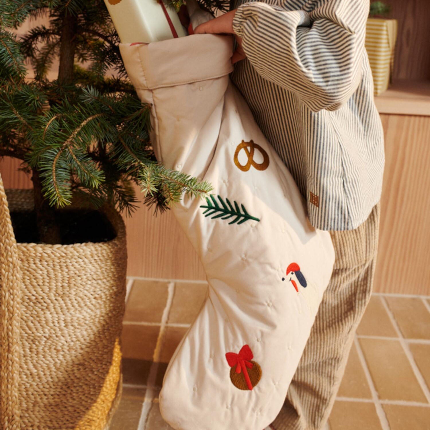 Weihnachtsstrumpf "Basil" (Holiday/Sandy) Liewood