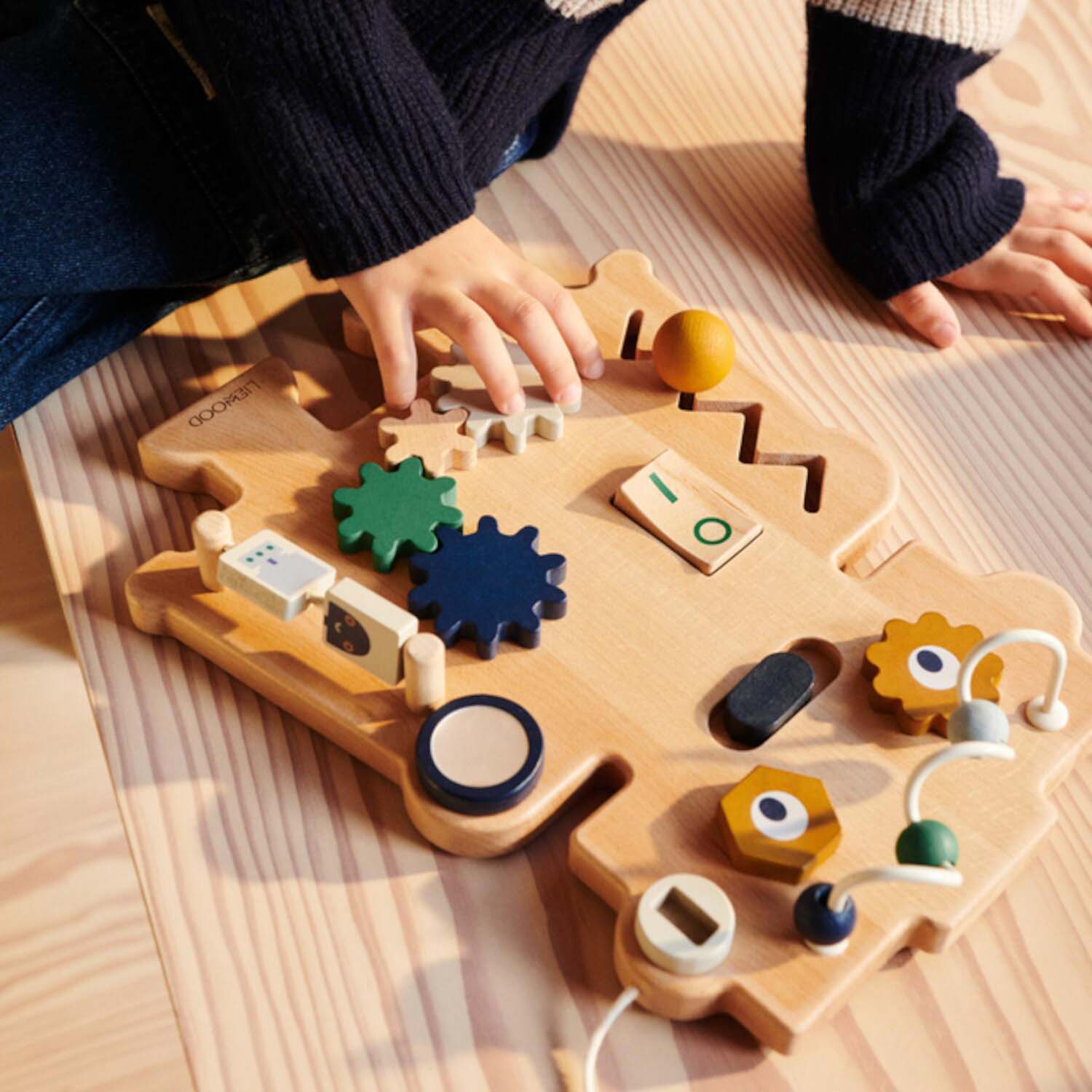 Robotor-Aktivitässpielbrett "Carola" (Bunt) Liewood