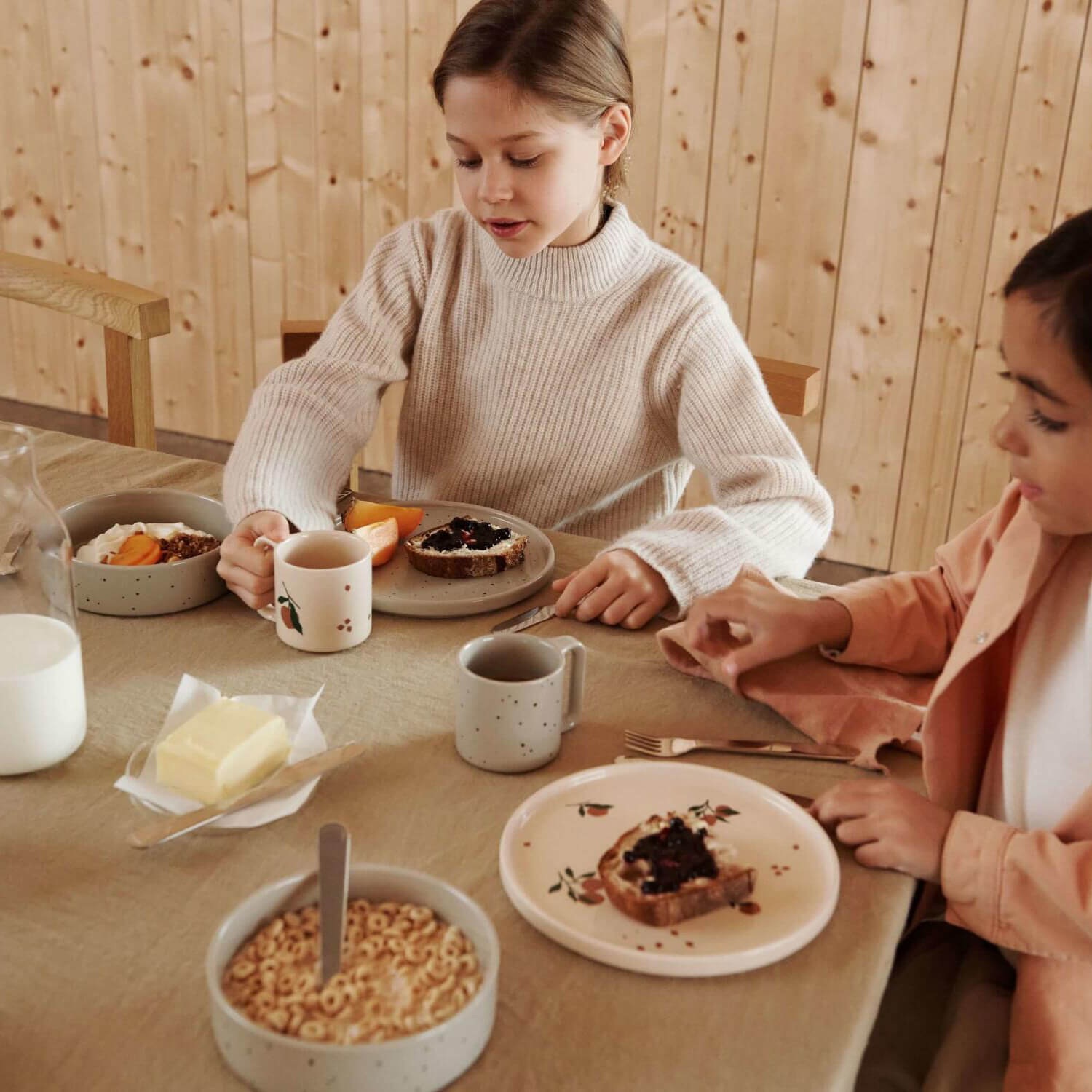 Porzellan-Geschirr "Camren - Splash Dots" (Mist) Liewood