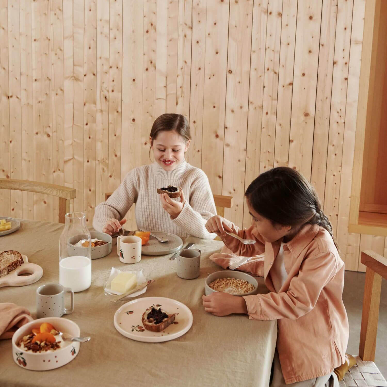 Porzellan-Geschirr "Camren - Splash Dots" (Mist) Liewood