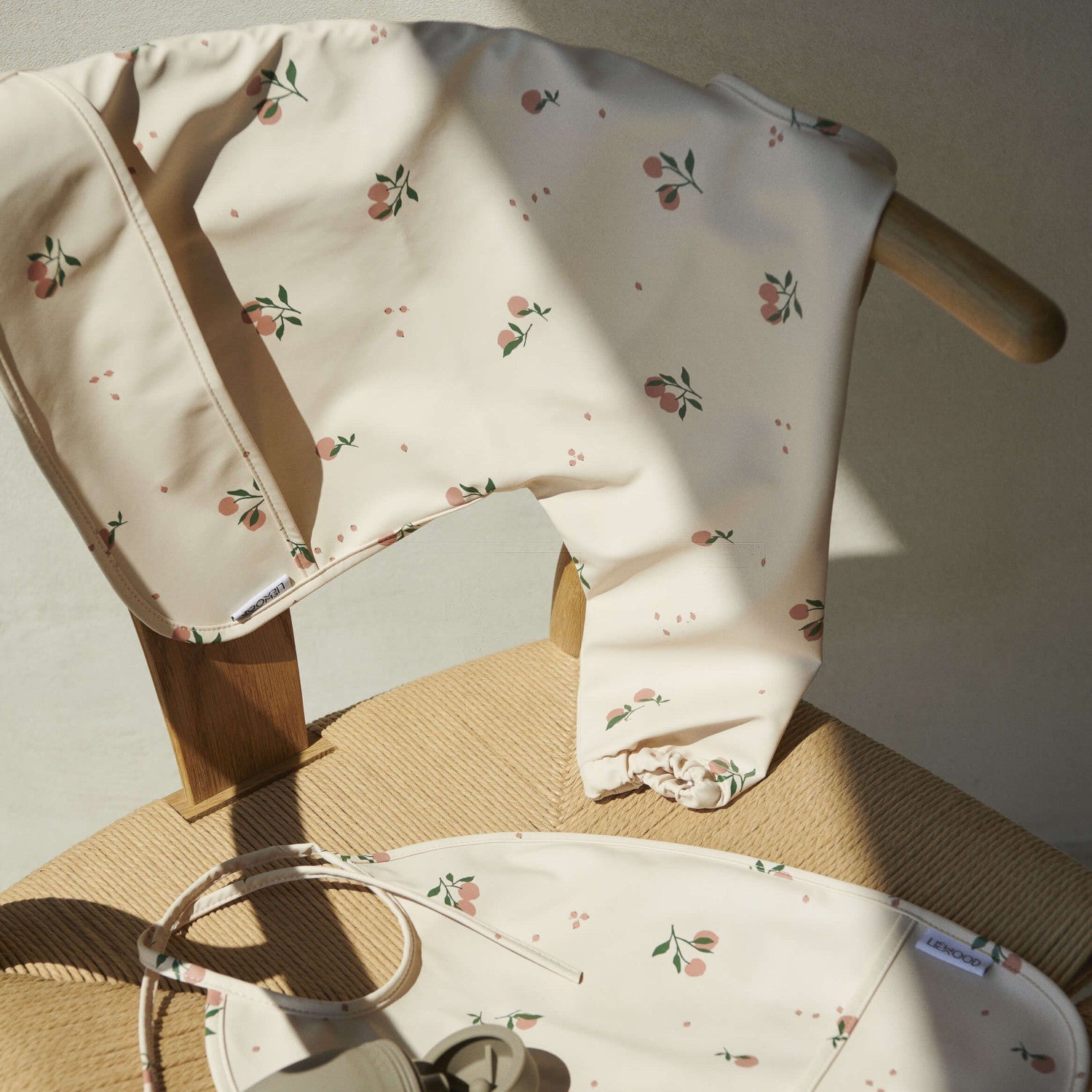 Cape Lätzchen "Merle - Peach" - 0-2 J. (Sea Shell Mix) Liewood