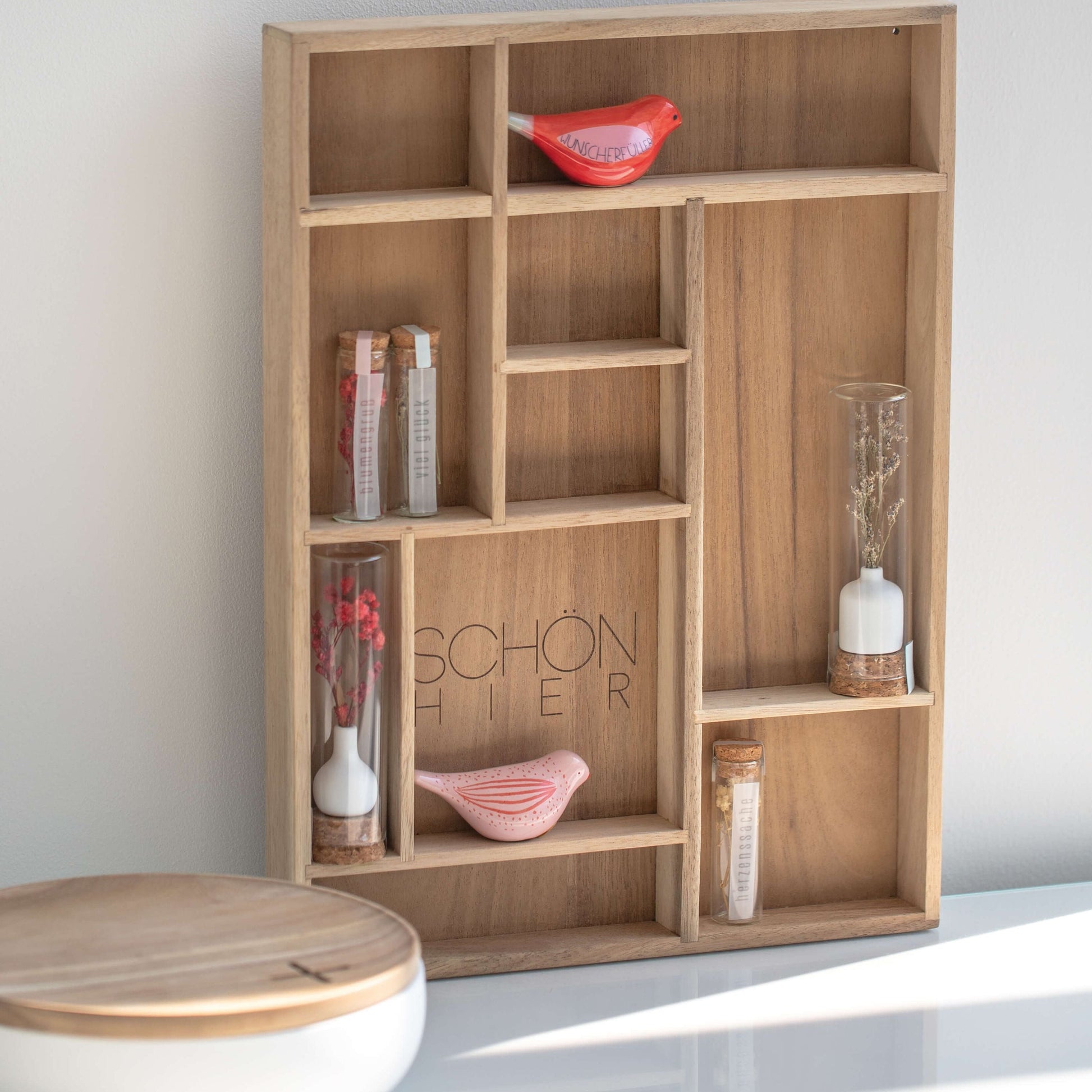 Trockenblume im Glas mit Botschaft "GIVING - Blumengruß" (Rot) räder Design