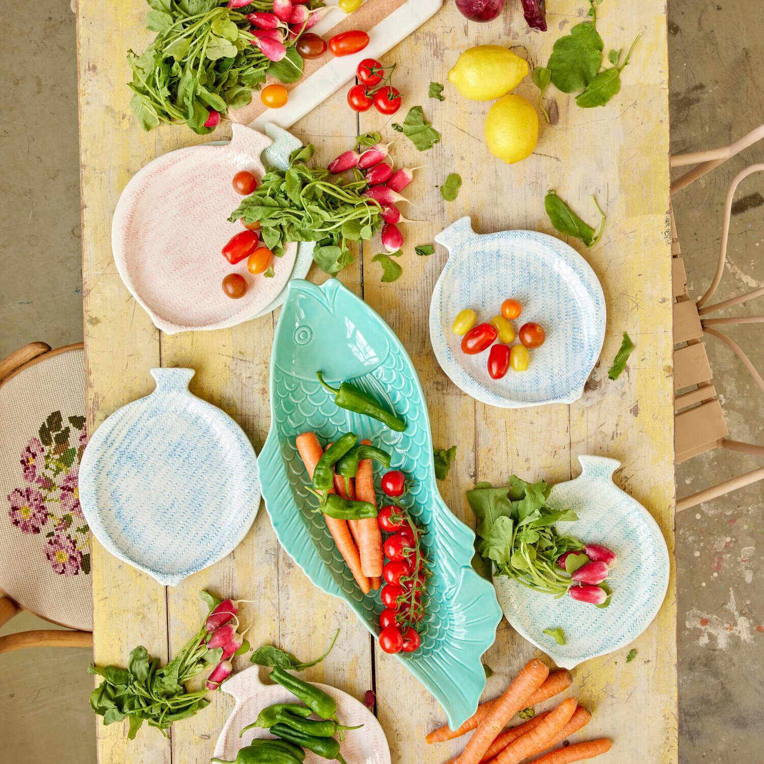 Keramik-Teller "Fish" (Sky Blue) Rice