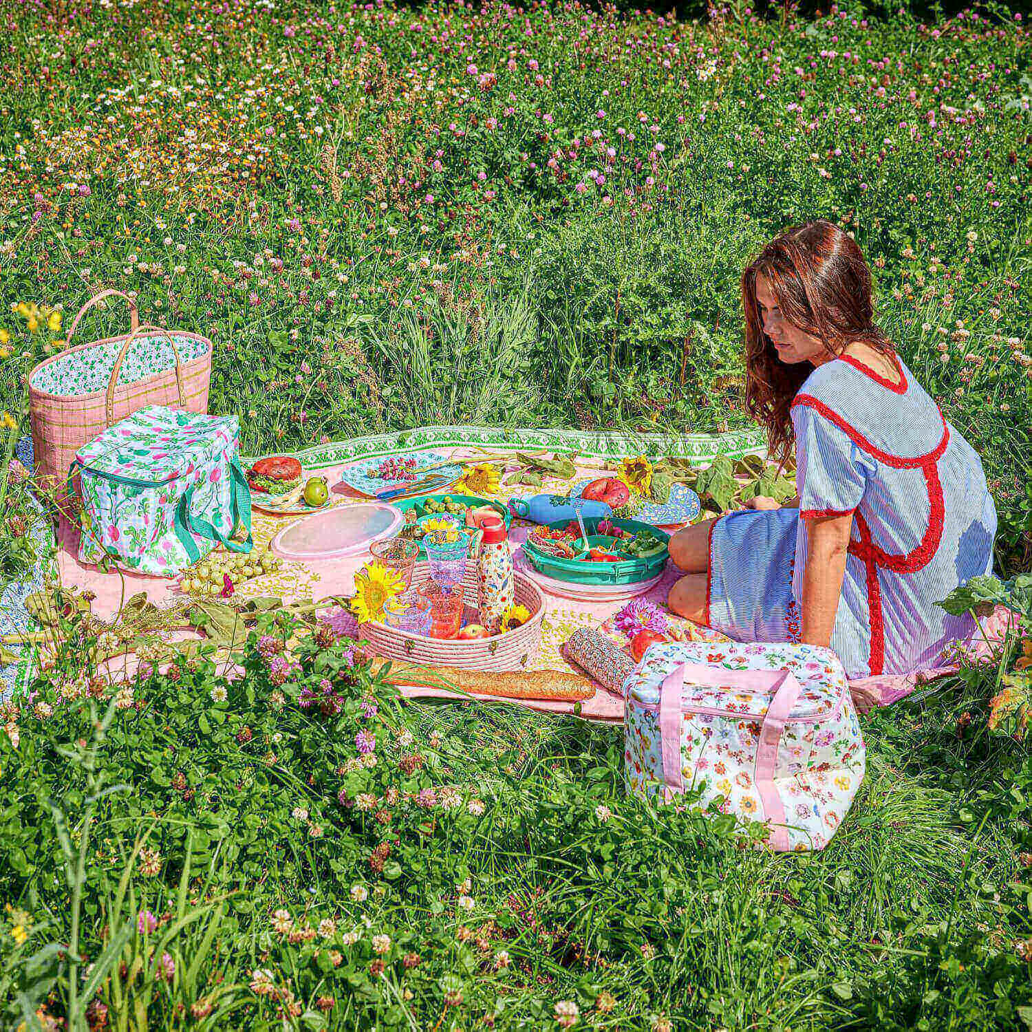 Clutch "Raffia - Butterfly" - 14x4x9 cm (Lavender/Natur) Rice