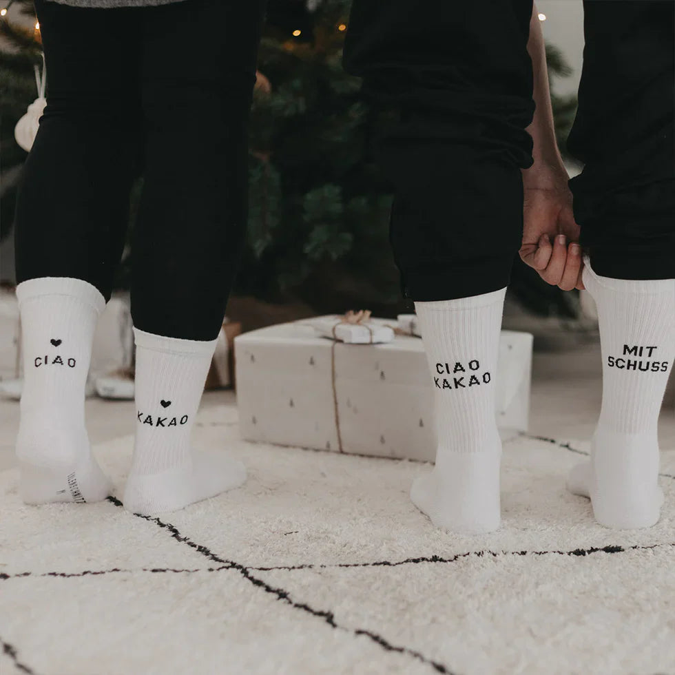 Statement Socken Trend: Statement Socken im Alltag – Kleine Botschaften mit großer Wirkung