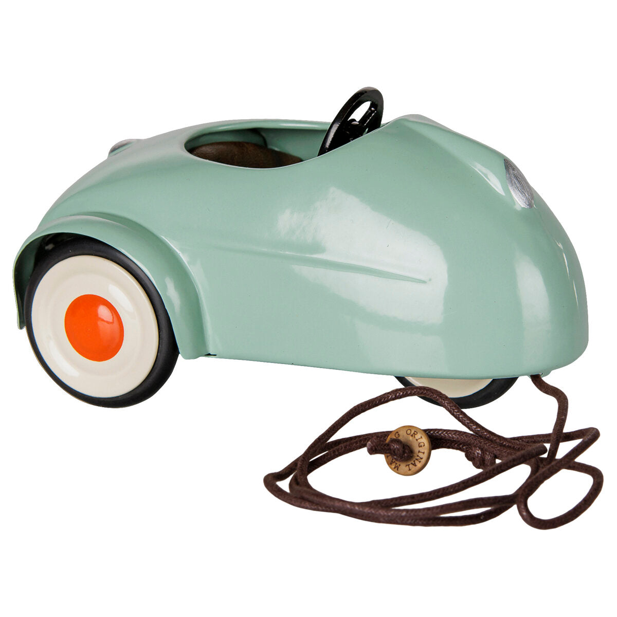 Spielzeugauto für Mäuse in hellem Mintgrün mit orangefarbenen Scheinwerfern und braunem Seil