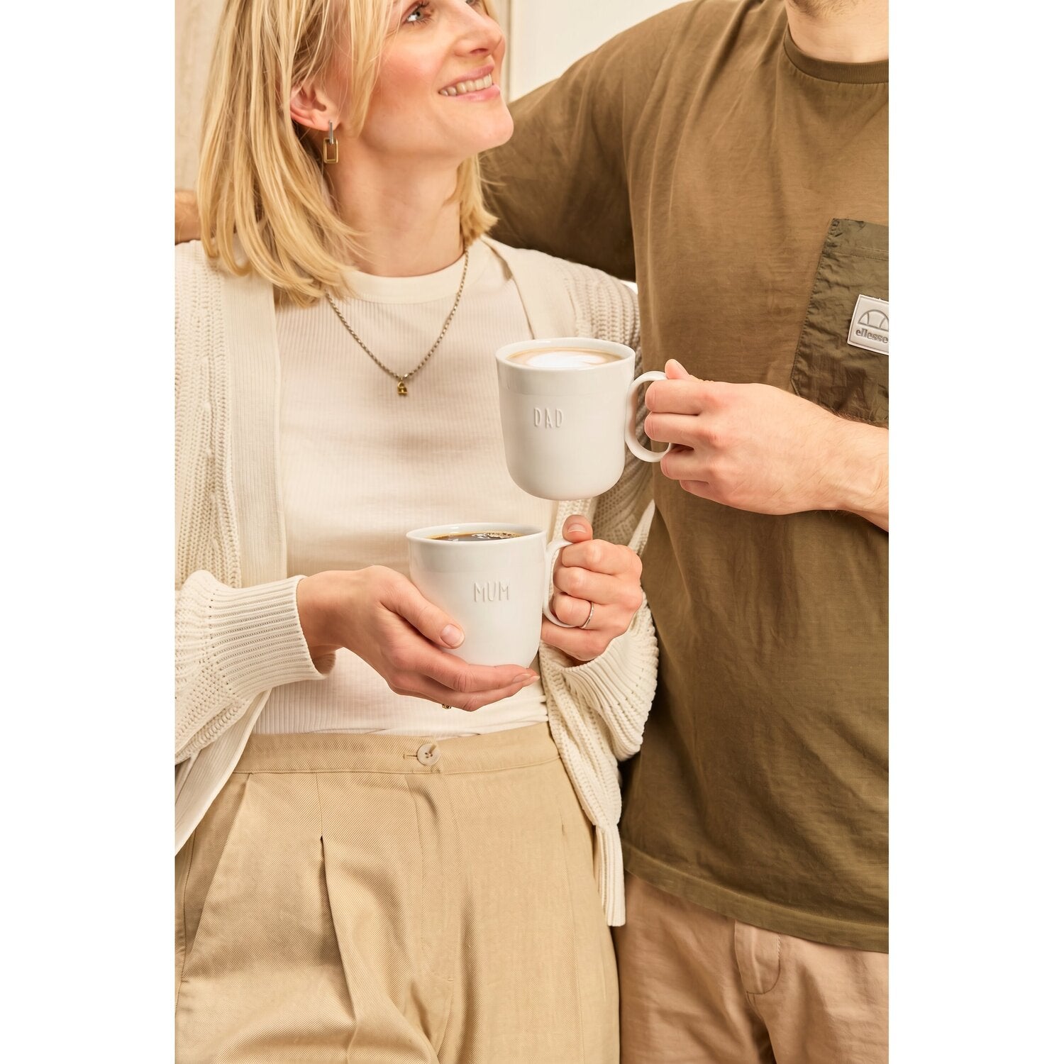 Tasse "Mum - Herz" - 12,7x9,4x10 cm (Weiß)