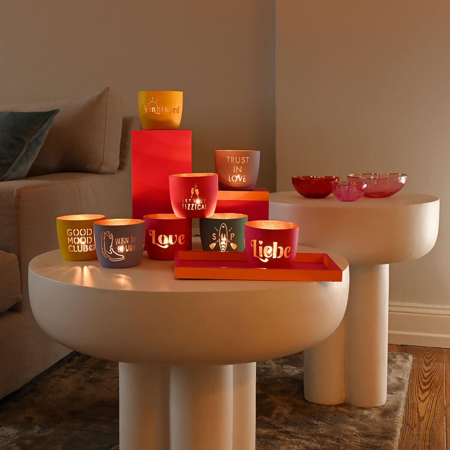 Windlicht "Madras - Yoga Hund" - M (Blau/Gold)