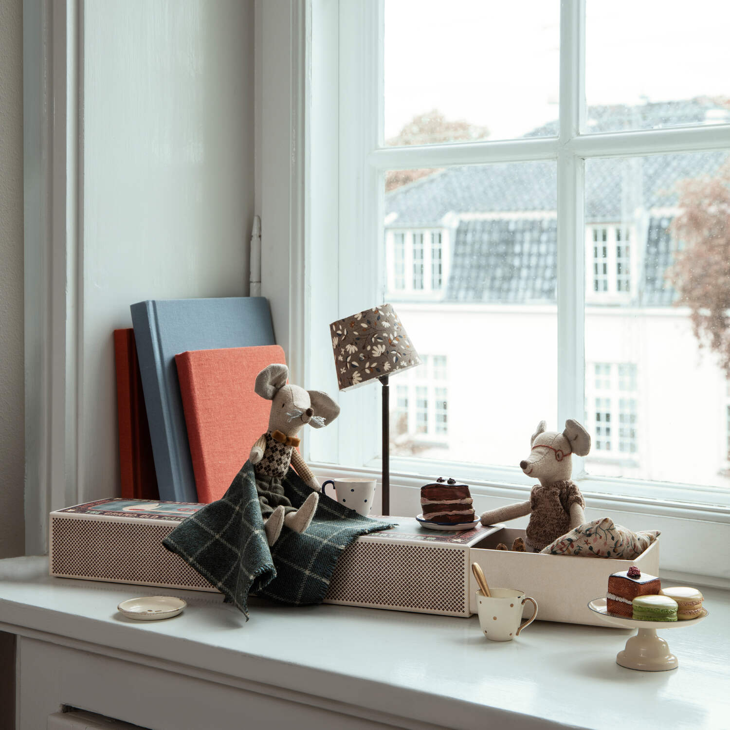 Steh-Lampe "Miniature" (Grau)