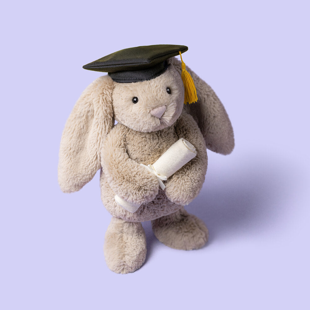 Kuscheltier Hase "Bashful - Graduation Outfit" - 9x12x31 cm (Beige)