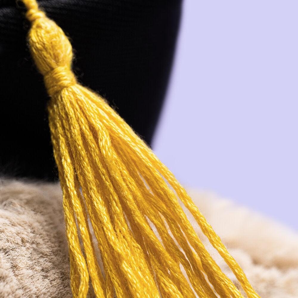 Kuscheltier Hase "Bashful - Graduation Outfit" - 9x12x31 cm (Beige)