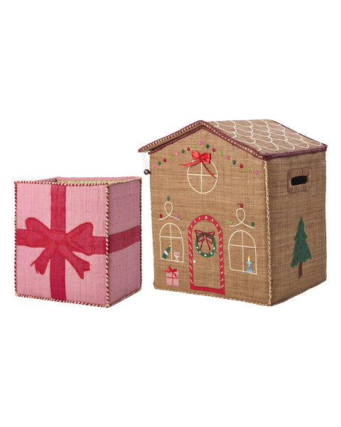 Häuschenförmige Weihnachtsbox aus Raffia-Optik, braun mit Zuckerstangen- und Tannenbaum-Motiven