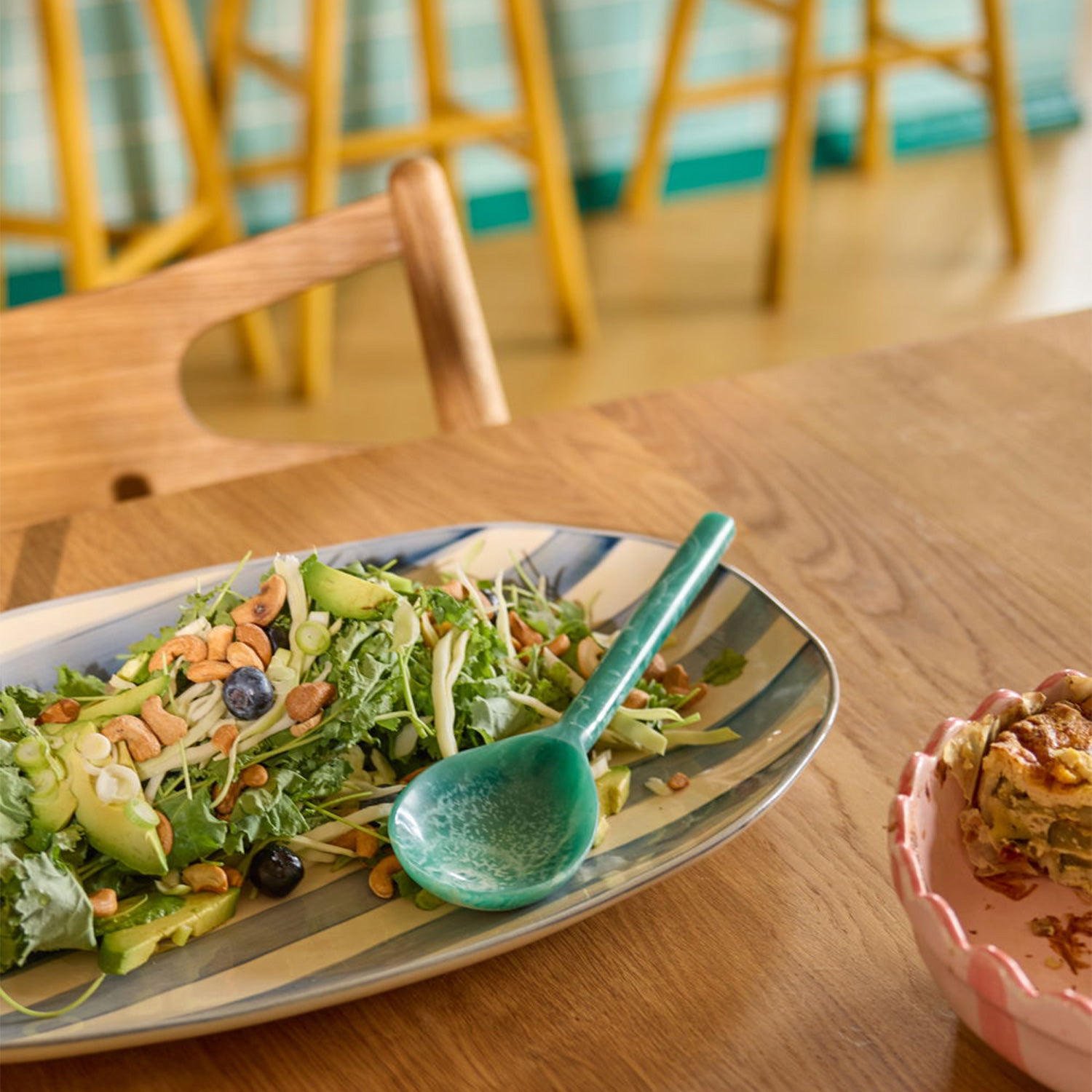 Servierplatte aus Keramik "Streifen" - 31,5x49,5 cm (Blau)