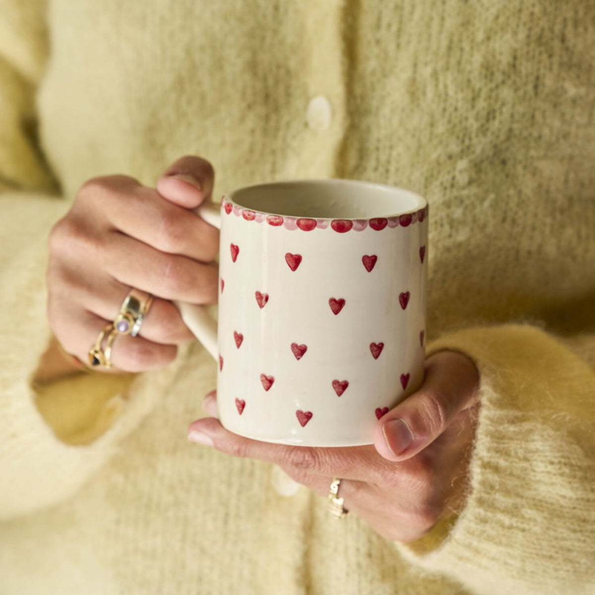 Keramiktasse "Small Hearts" - 420 ml (Rot)