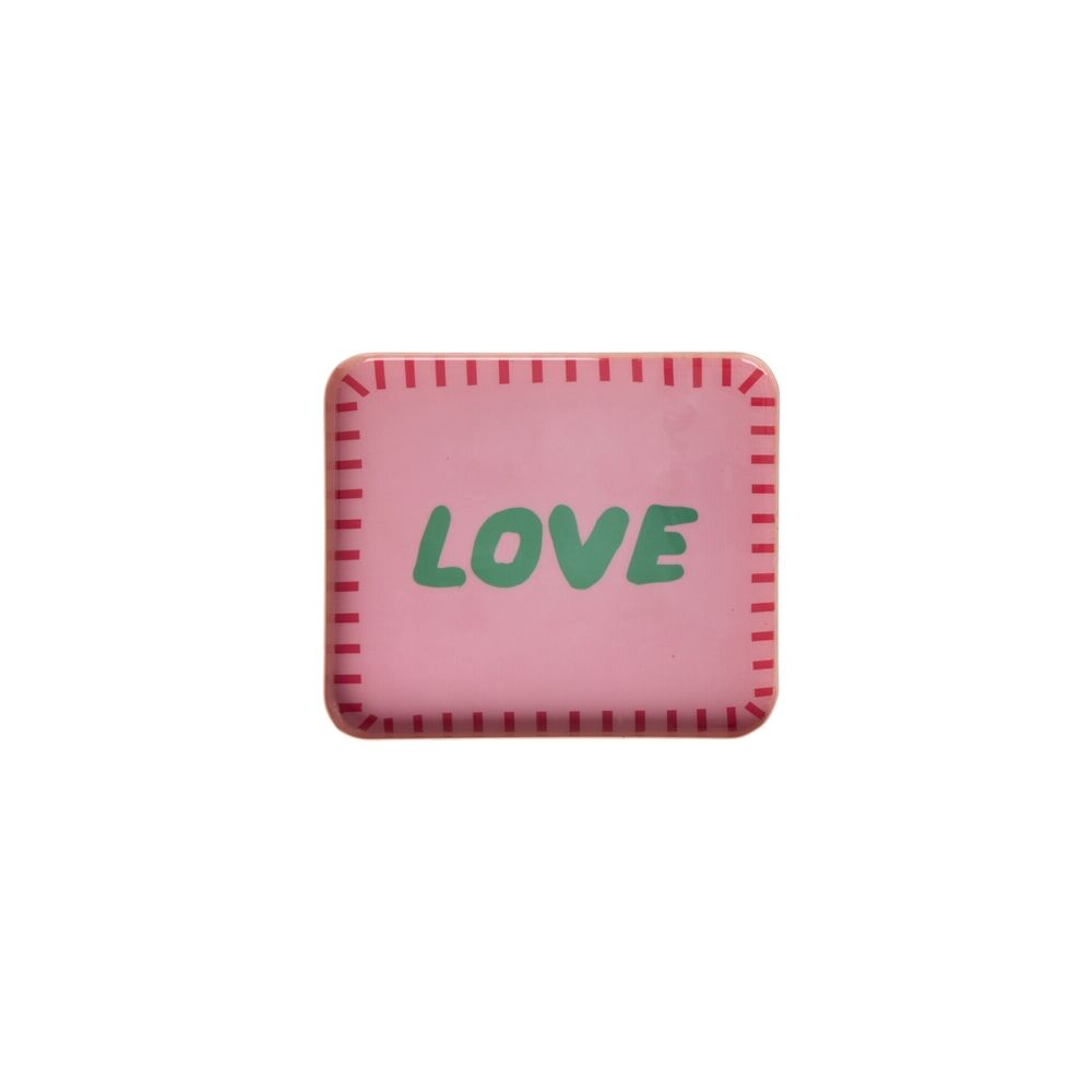 Rechteckiges Metalltablett pink mit grüner „LOVE“-Schrift und gepunkteter Umrandung