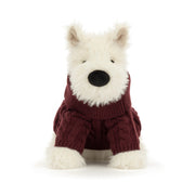 Kuscheltier-Hund mit cremefarbenem Fell und dunkelrotem Winterpullover, frontal