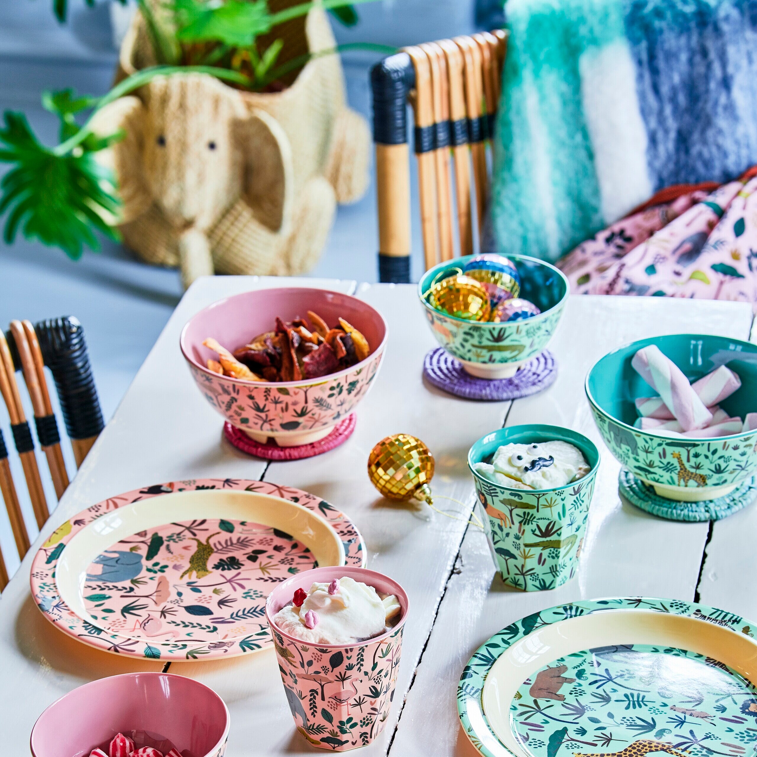 Melamin Großer Becher für Kinder "Jungle Animals" (Coral)