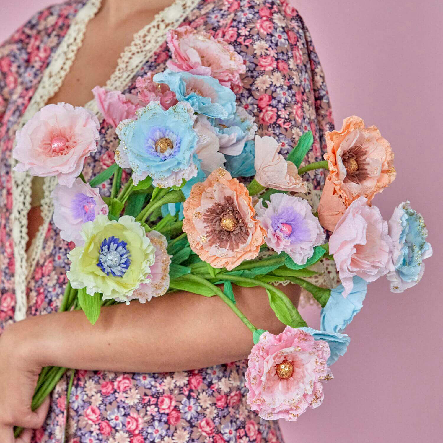 Kunstblumen aus Seidenpapier im 6er-Set - Groß (Bunt) Rice