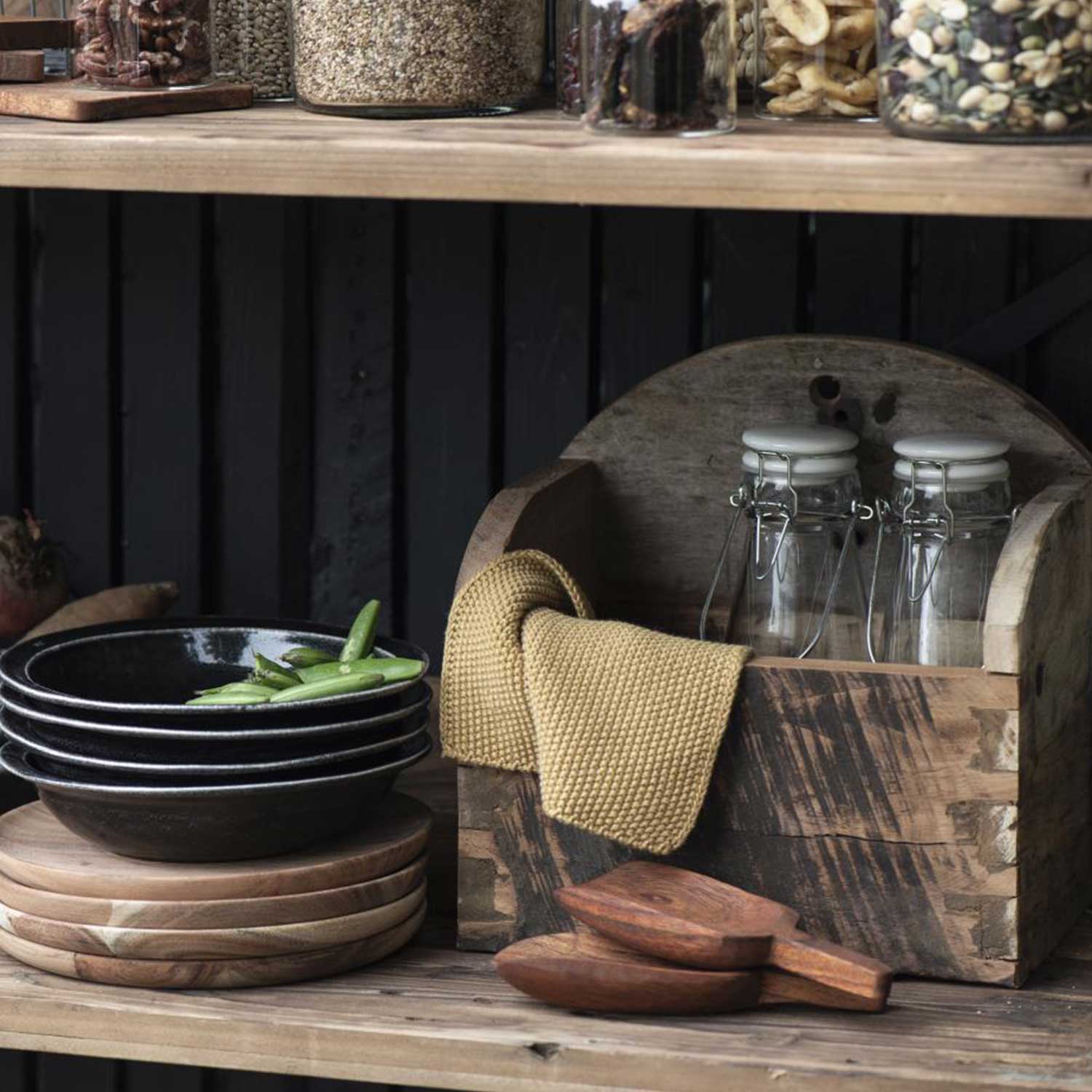 Holzkiste zum Aufhängen "UNIKA"