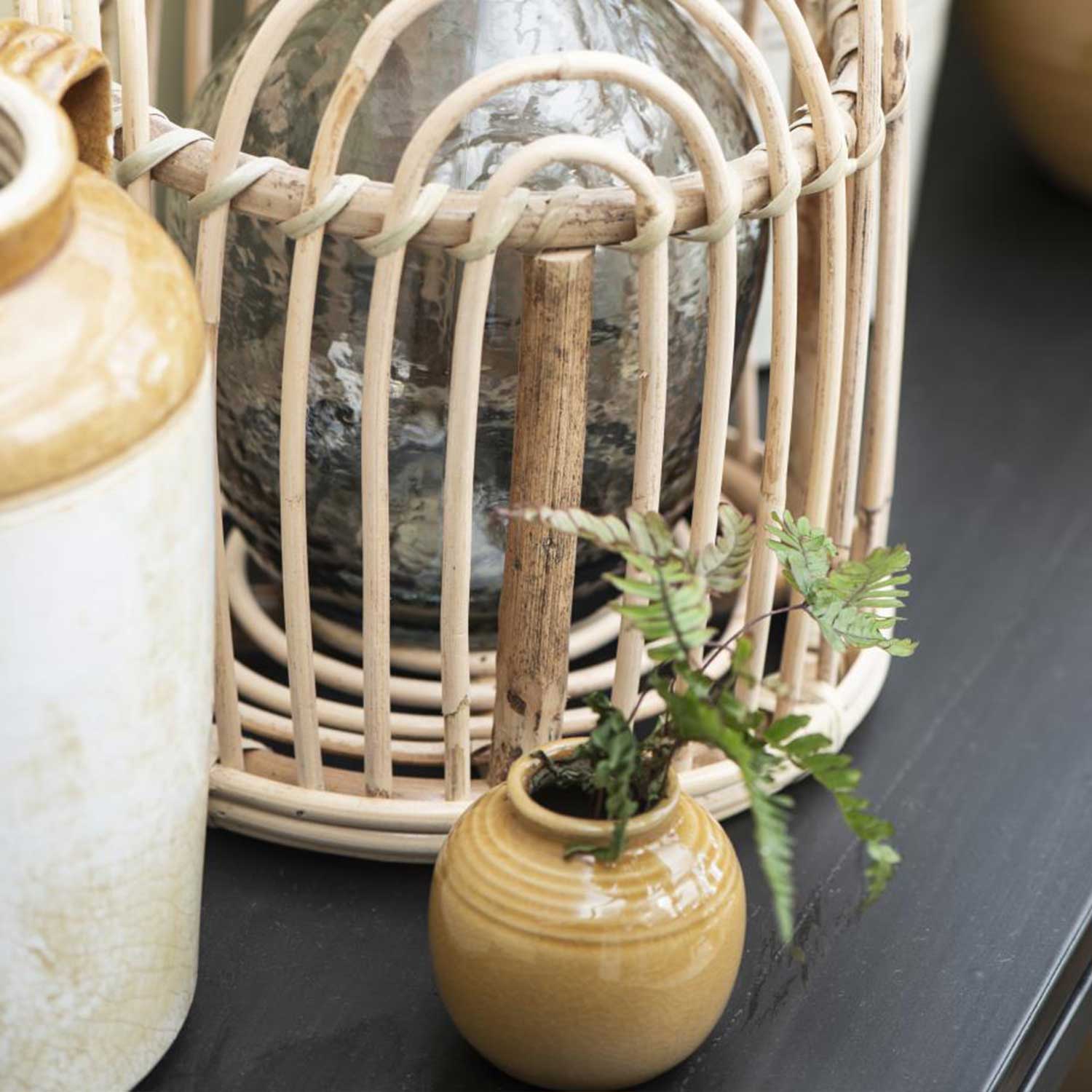 Mini Vase mit Rillen und krakelierter Oberfläche (Braun)