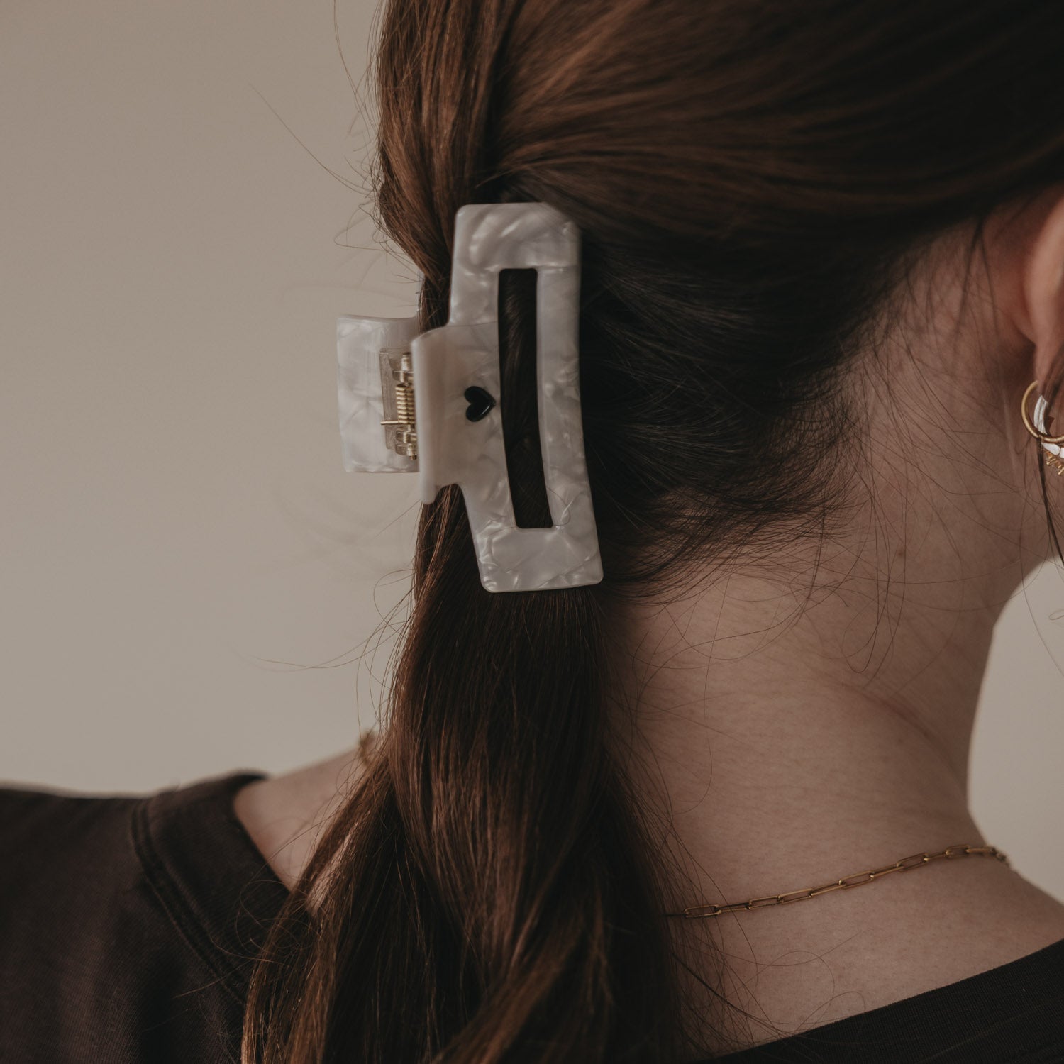 Haarspange eckig "Herz" - Groß (Schwarz/Pearl)