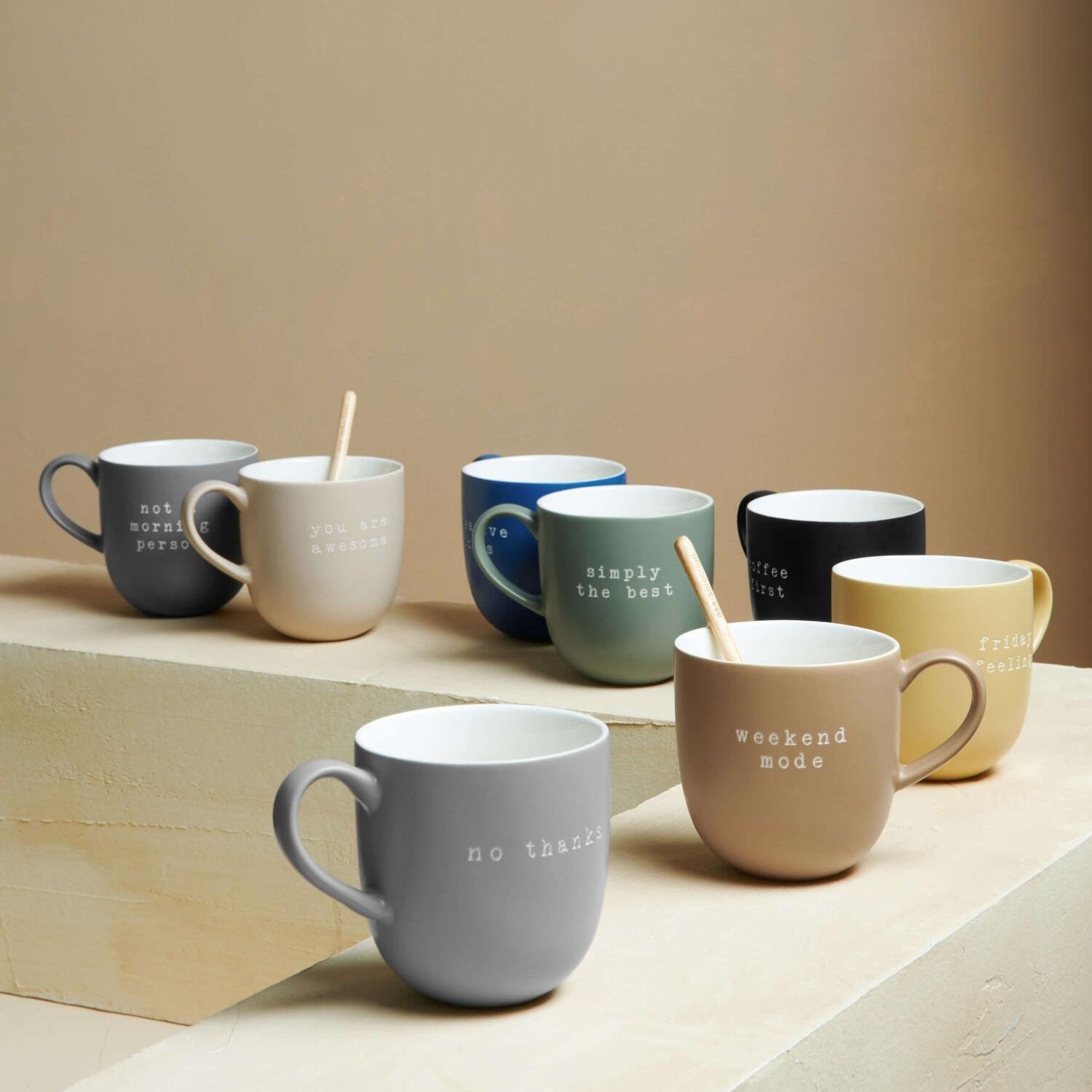 Henkelbecher "weekend mode" - 350 ml (Braun)