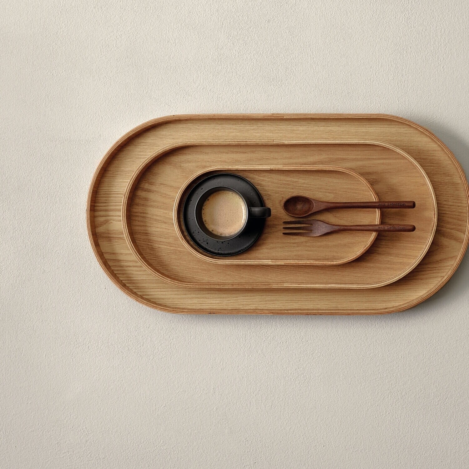 Holztablett oval - 44x22,5 cm (Braun)
