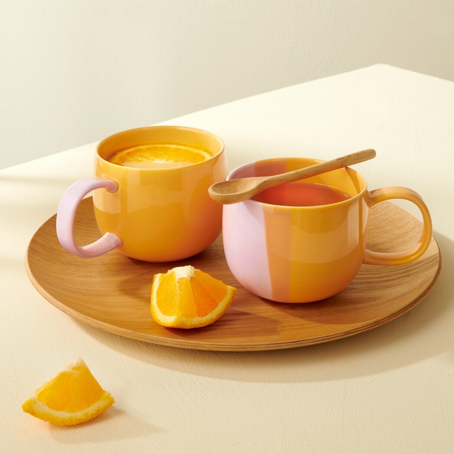 Henkelbecher "passion fruit" - 400 ml (Orange/Rosa)