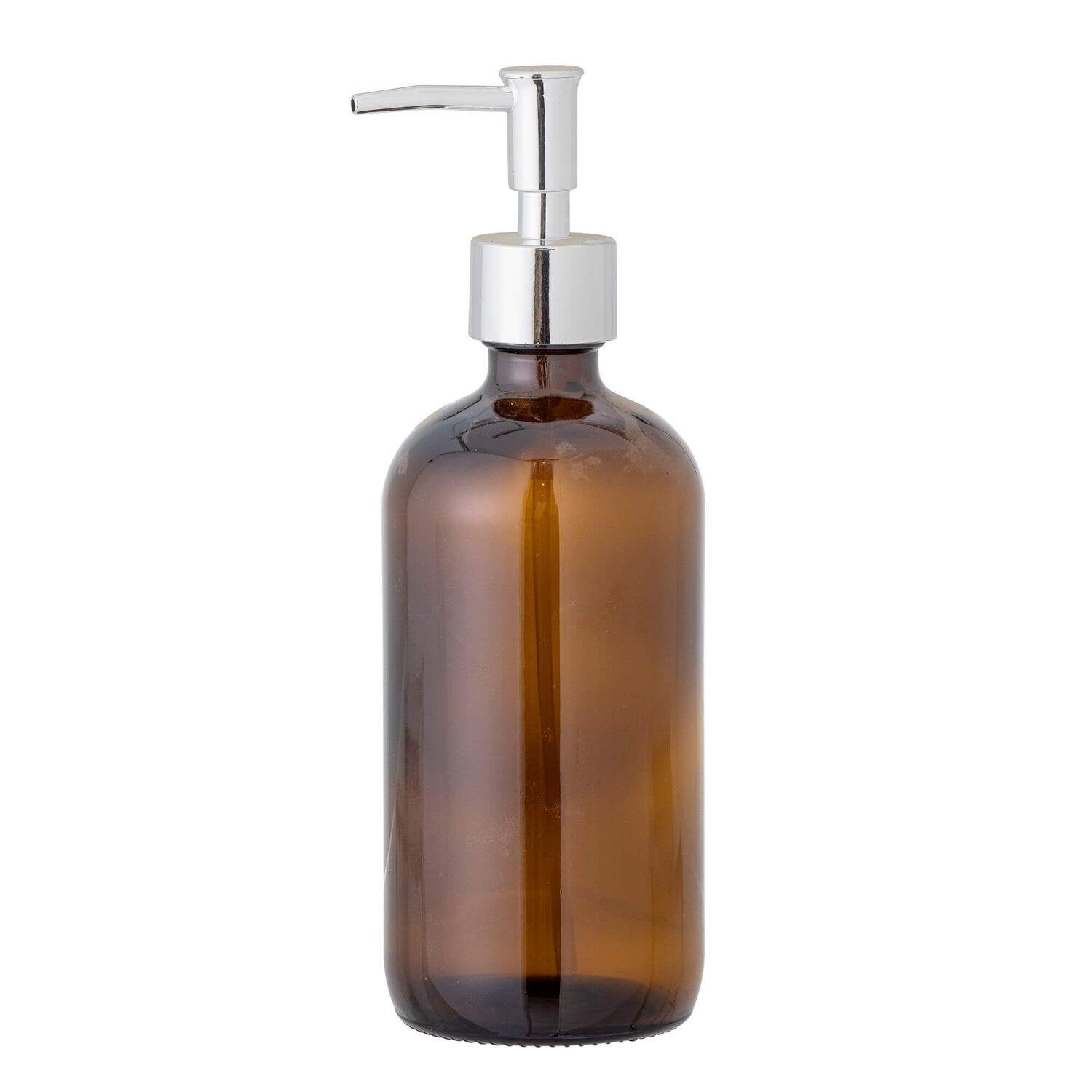 Seifenspender Cayler aus braunem Glas mit silbernem Pumpaufsatz