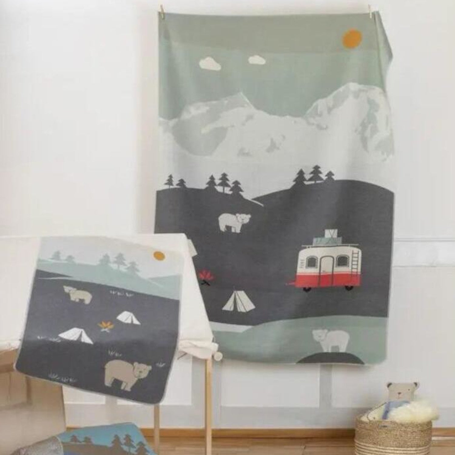 Kinderdecke "JUWEL - Camping" - 140x200 cm (Grau)